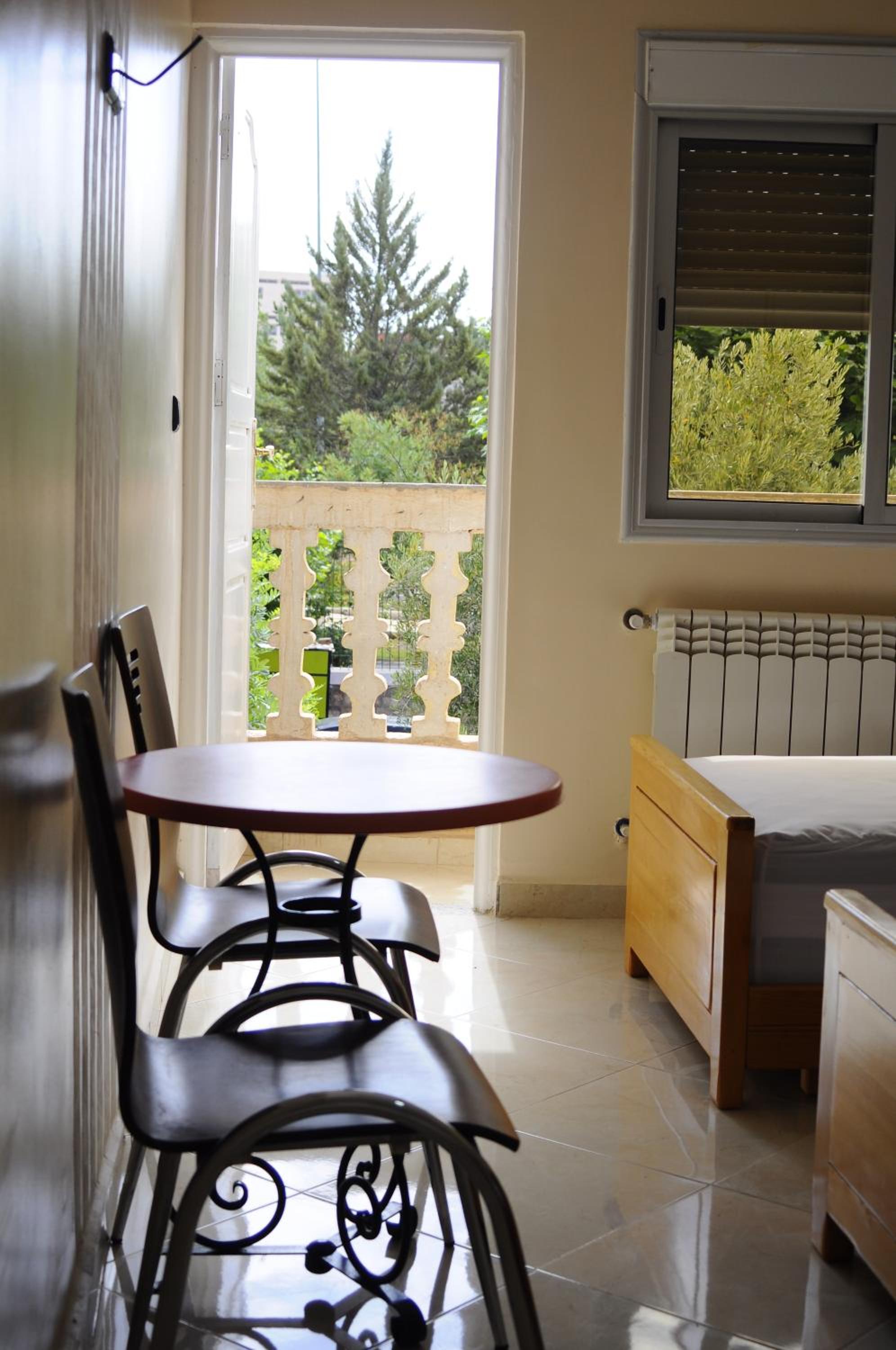 Single Room photo 3