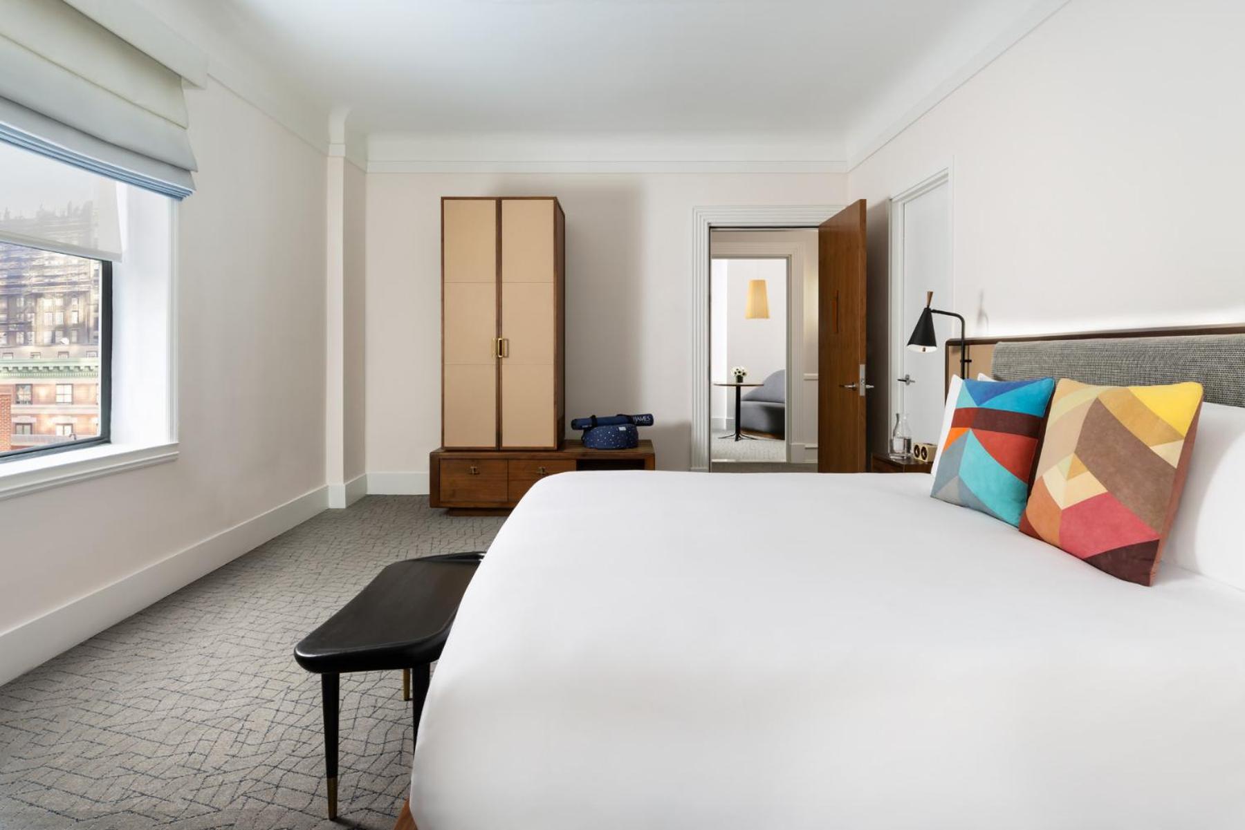 Seville King Suite