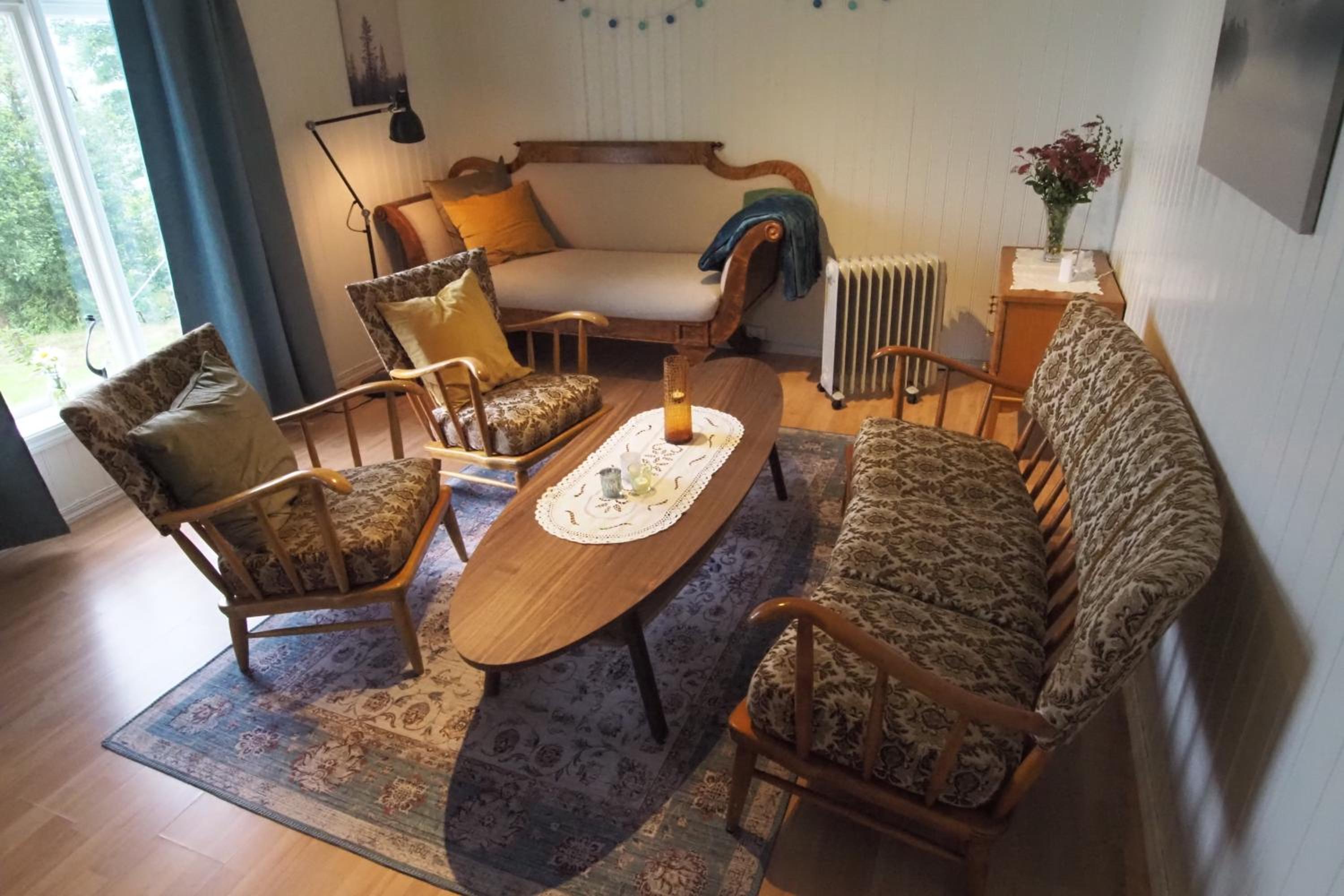 Three-Bedroom House photo 1
