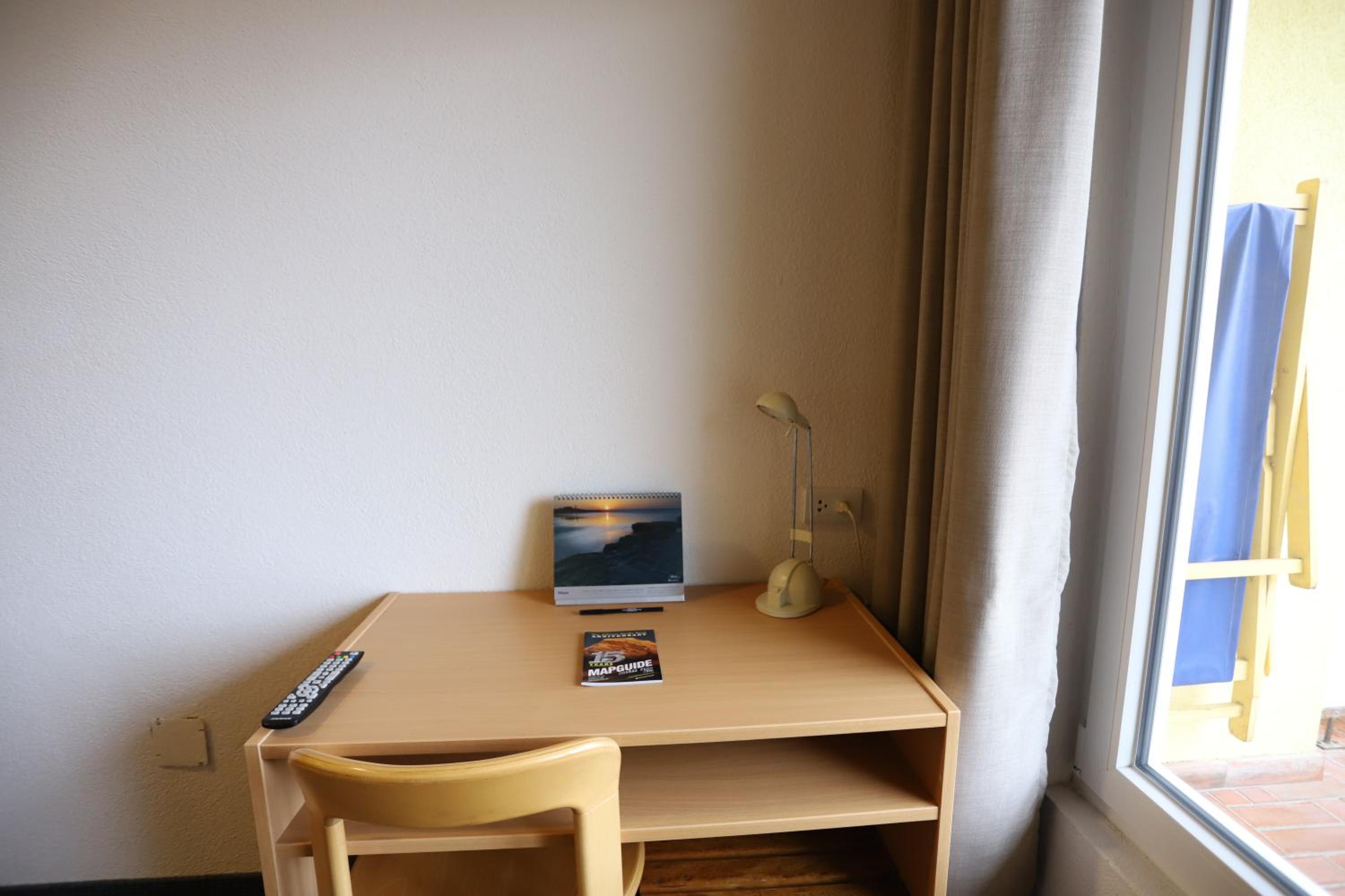 Twin Room with Terrace photo 3