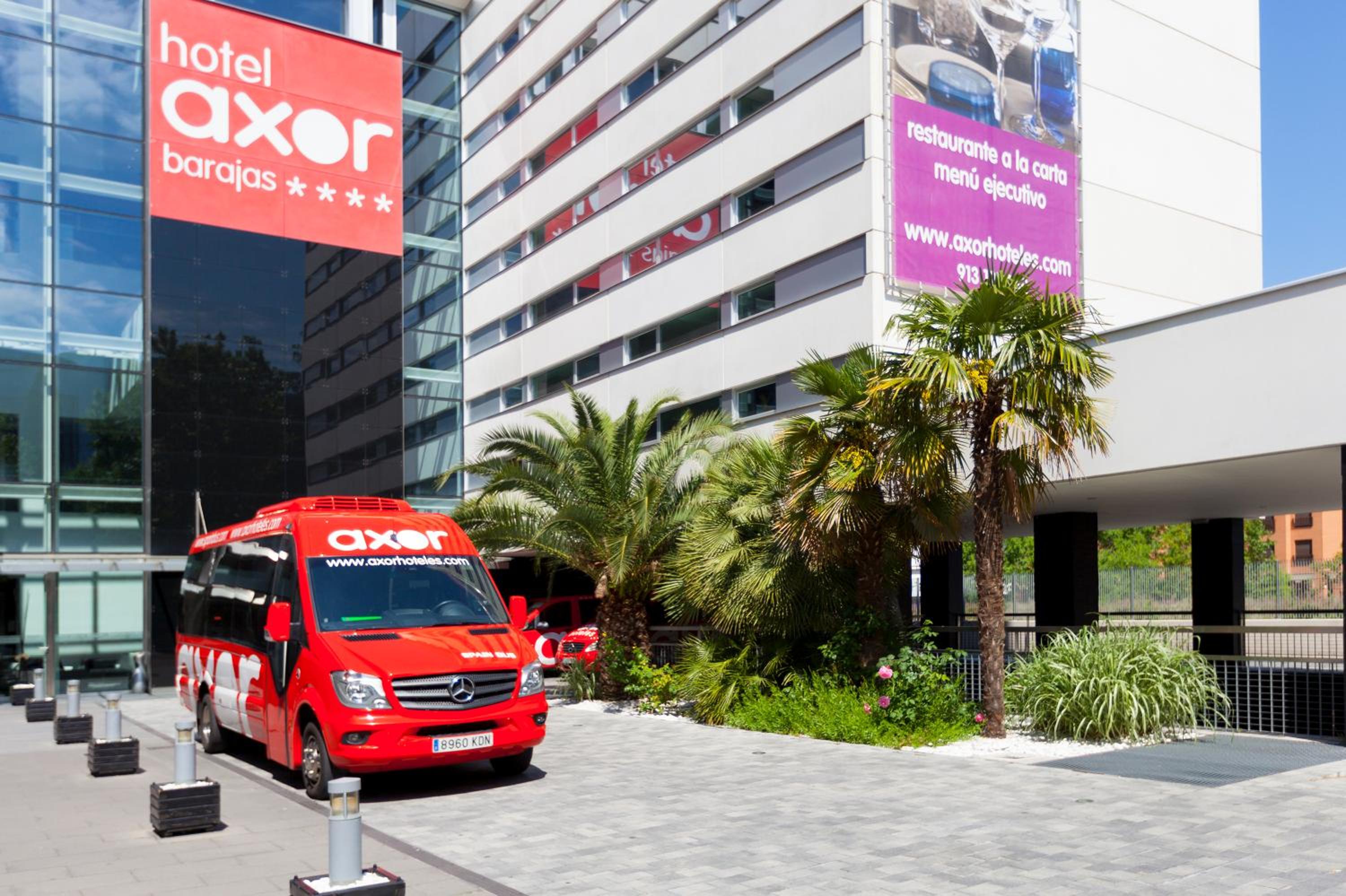  Executive Double or Twin Room with free airport shuttle - Photo 21