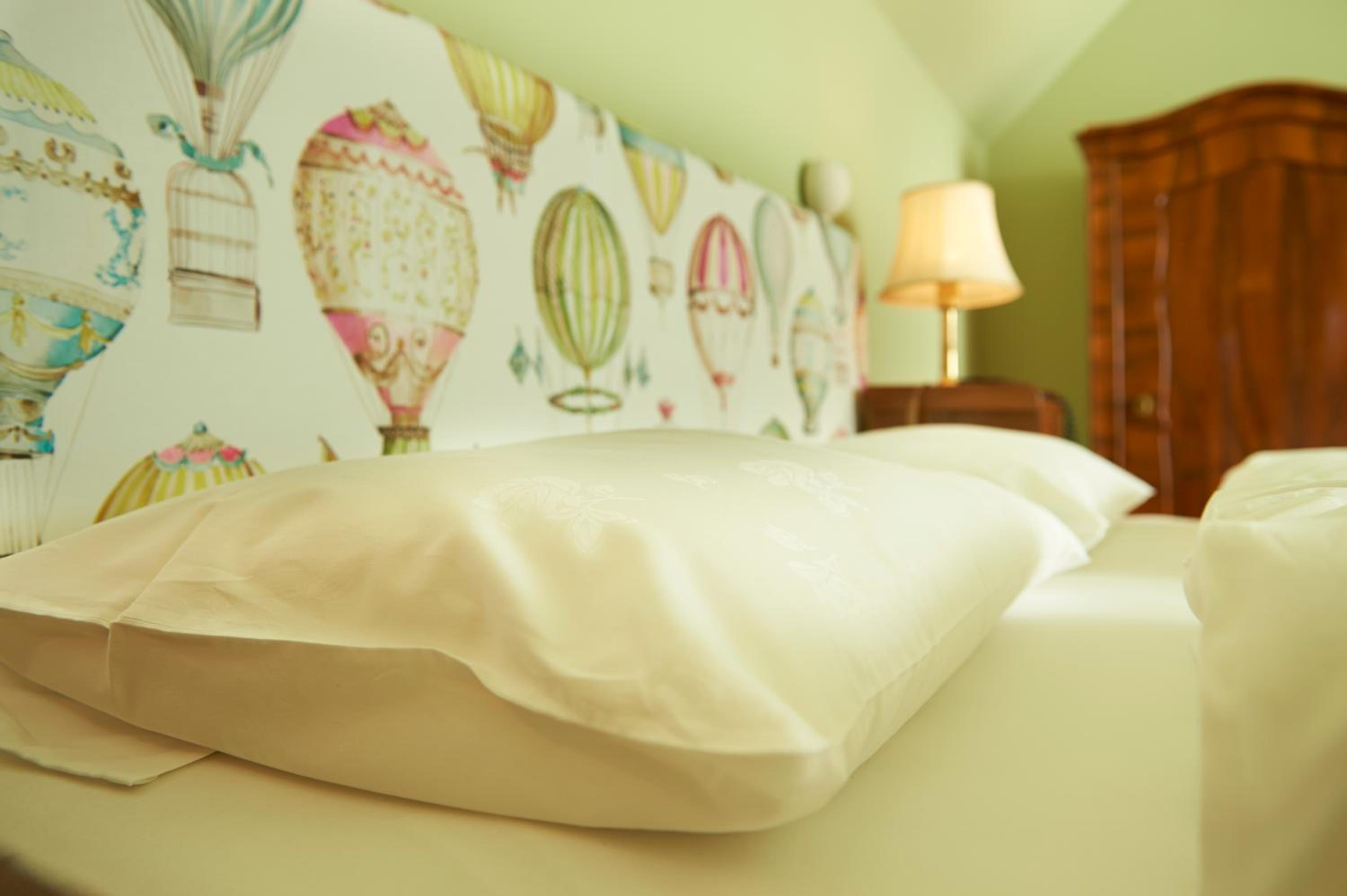 Deluxe Double Room with Balcony - Photo 1