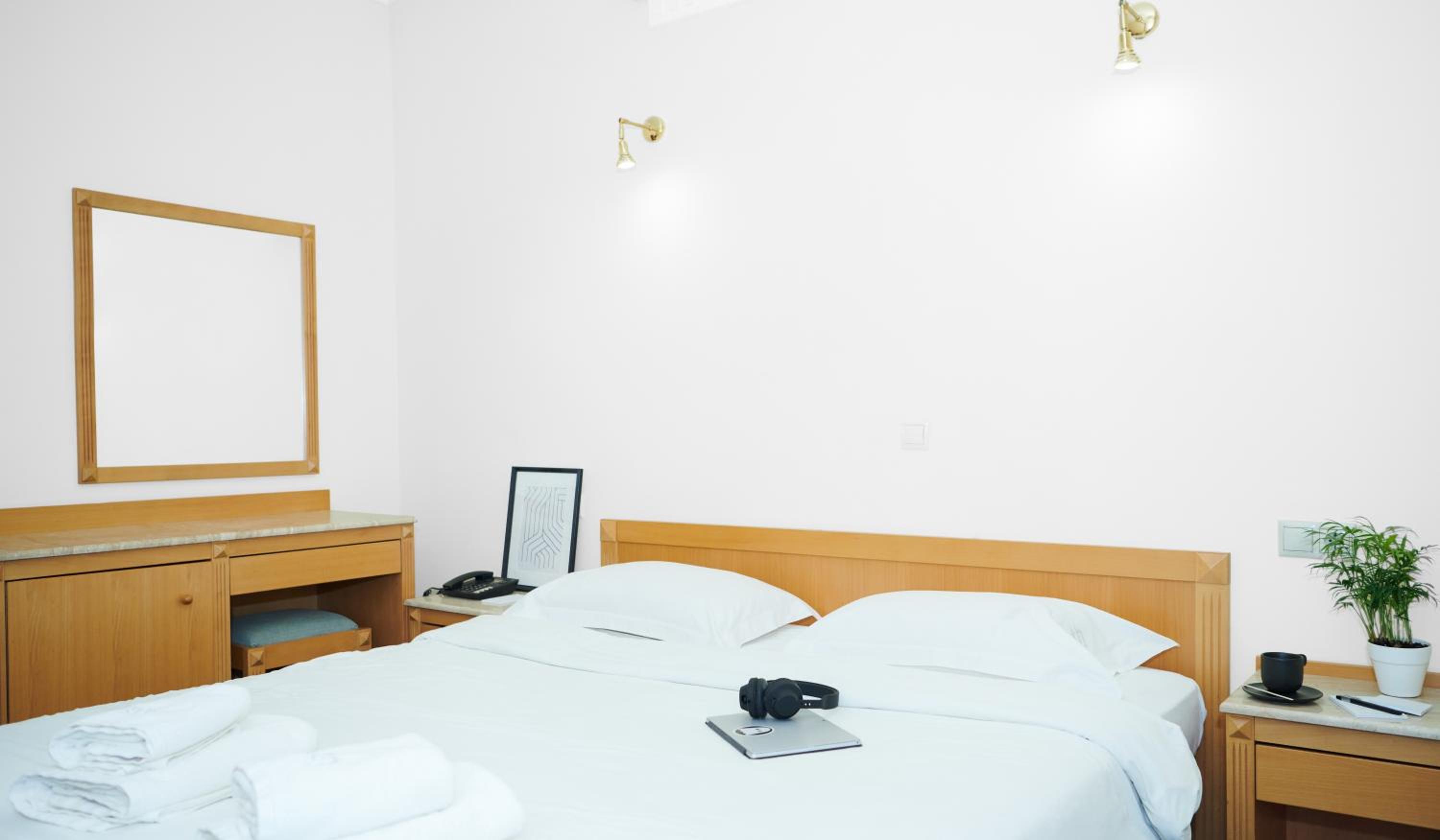 Double Room - Photo 10