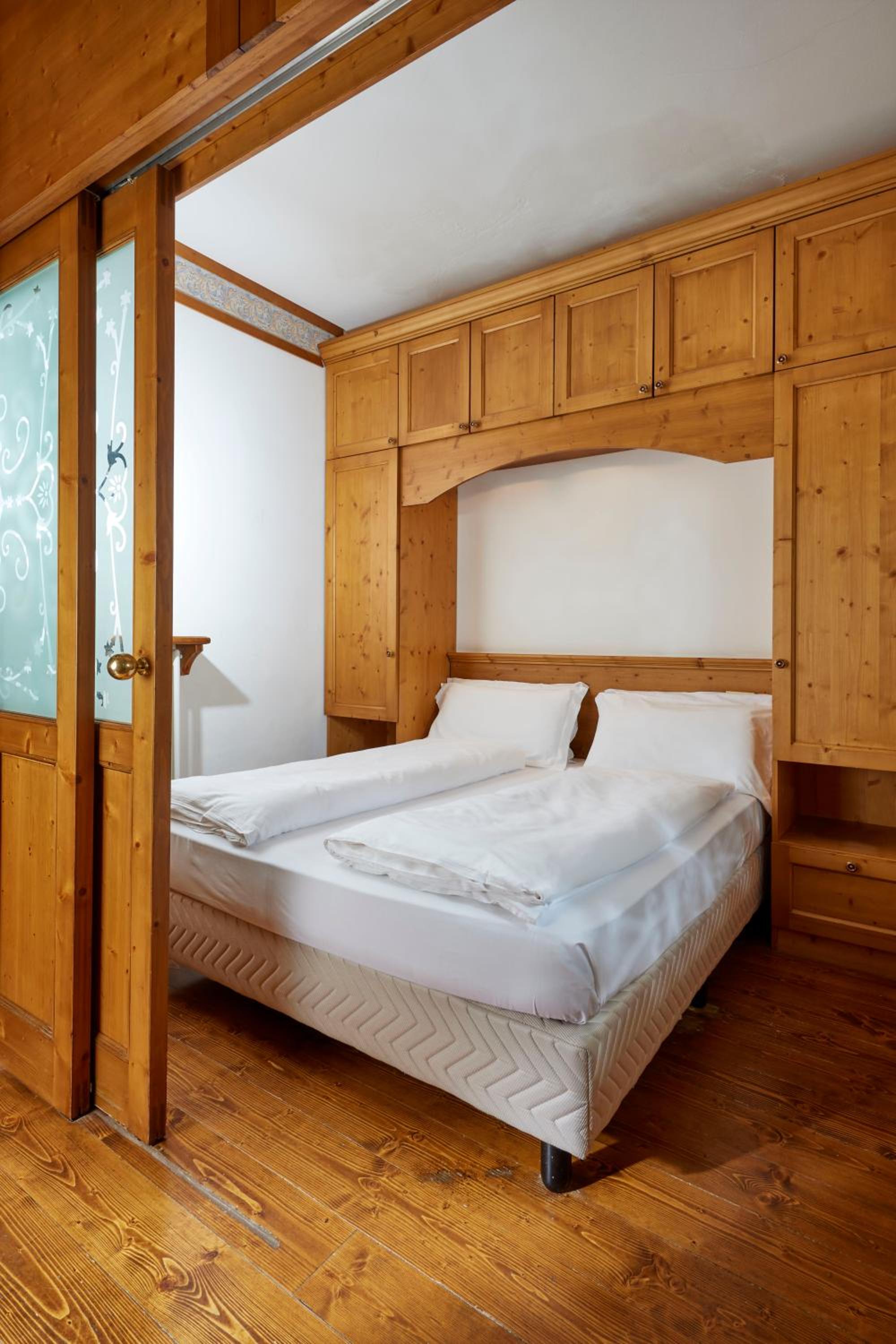 Standard Triple Room photo 3