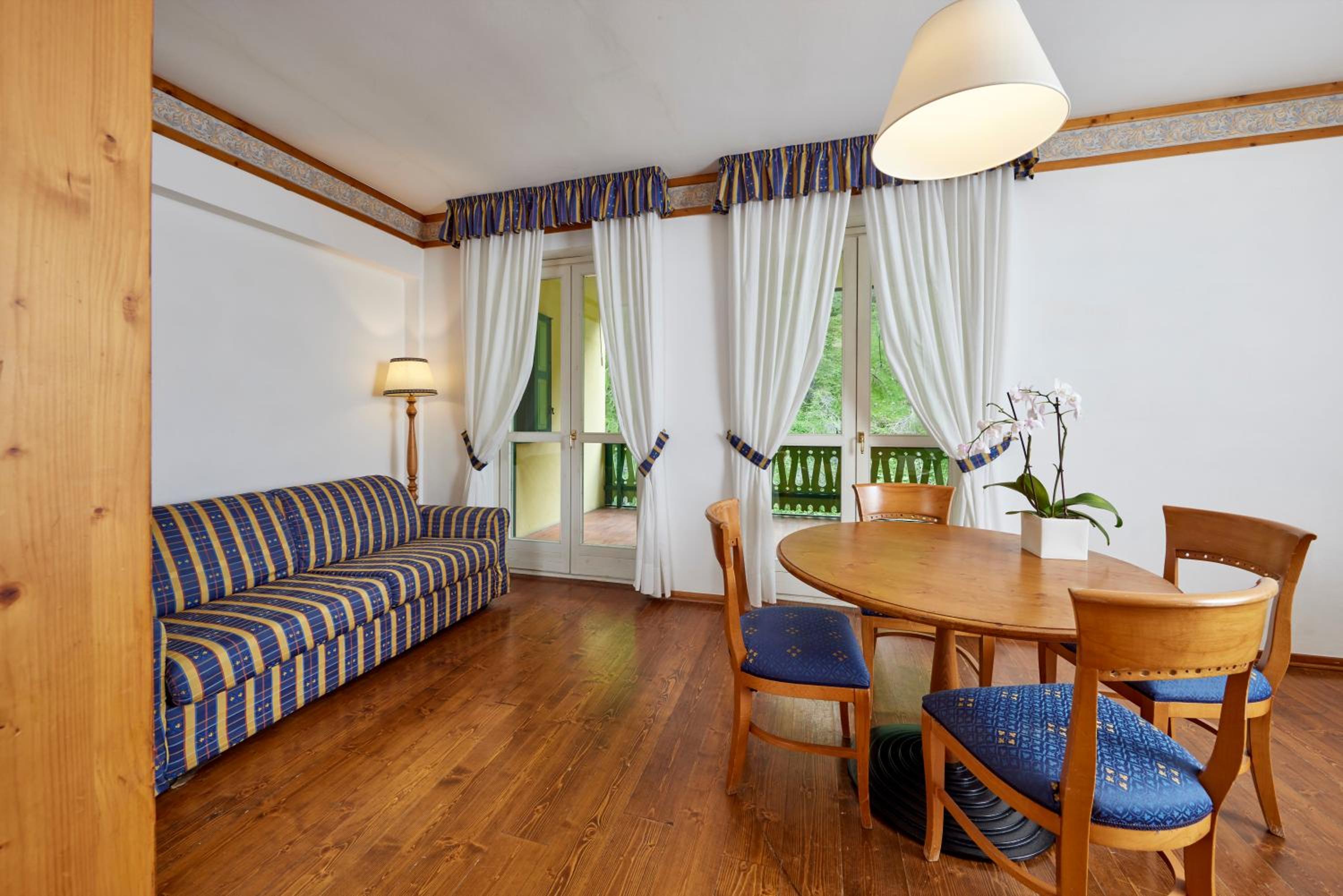 Standard Triple Room photo 2