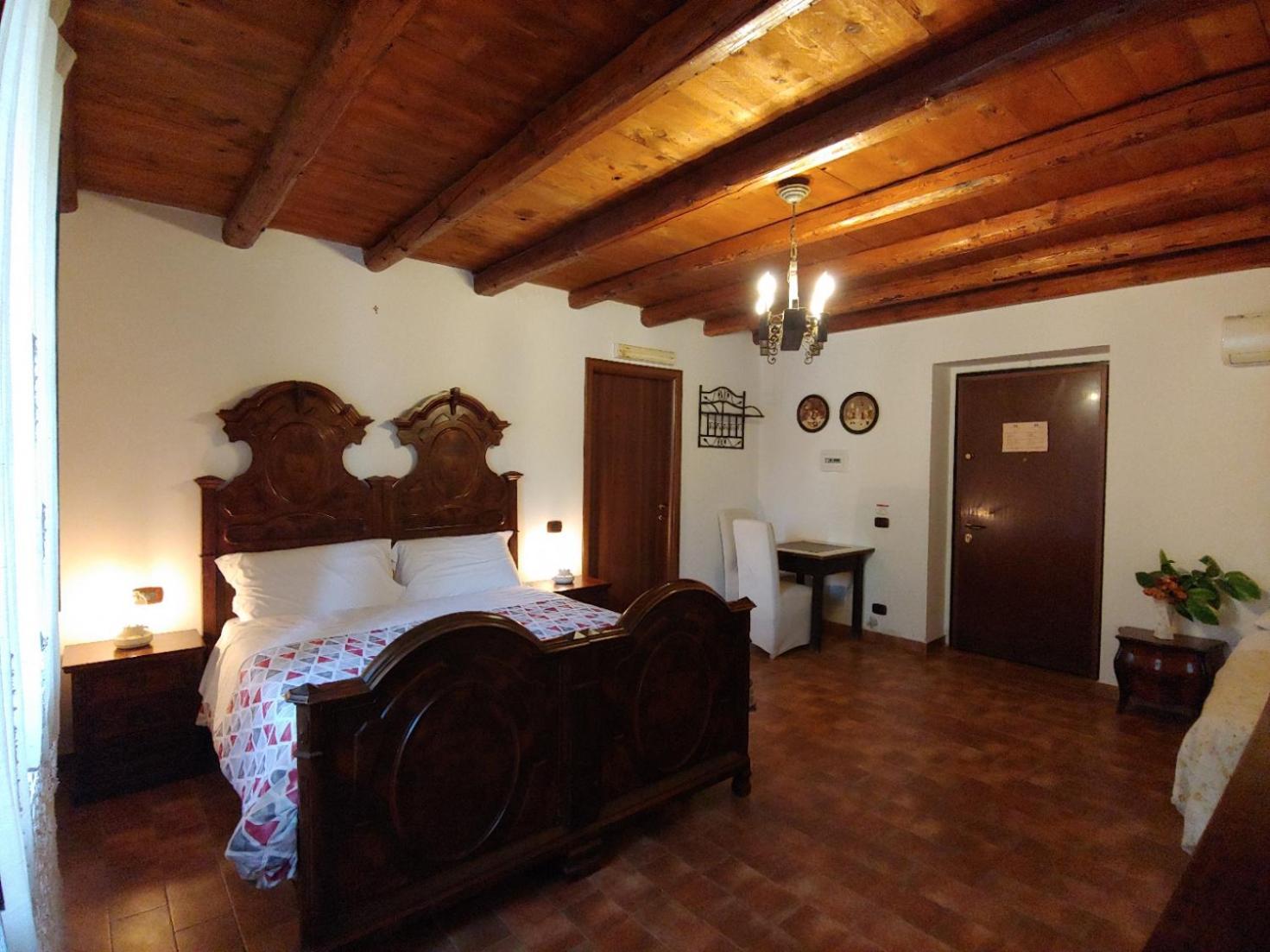 King Room with Pool View - Photo 2