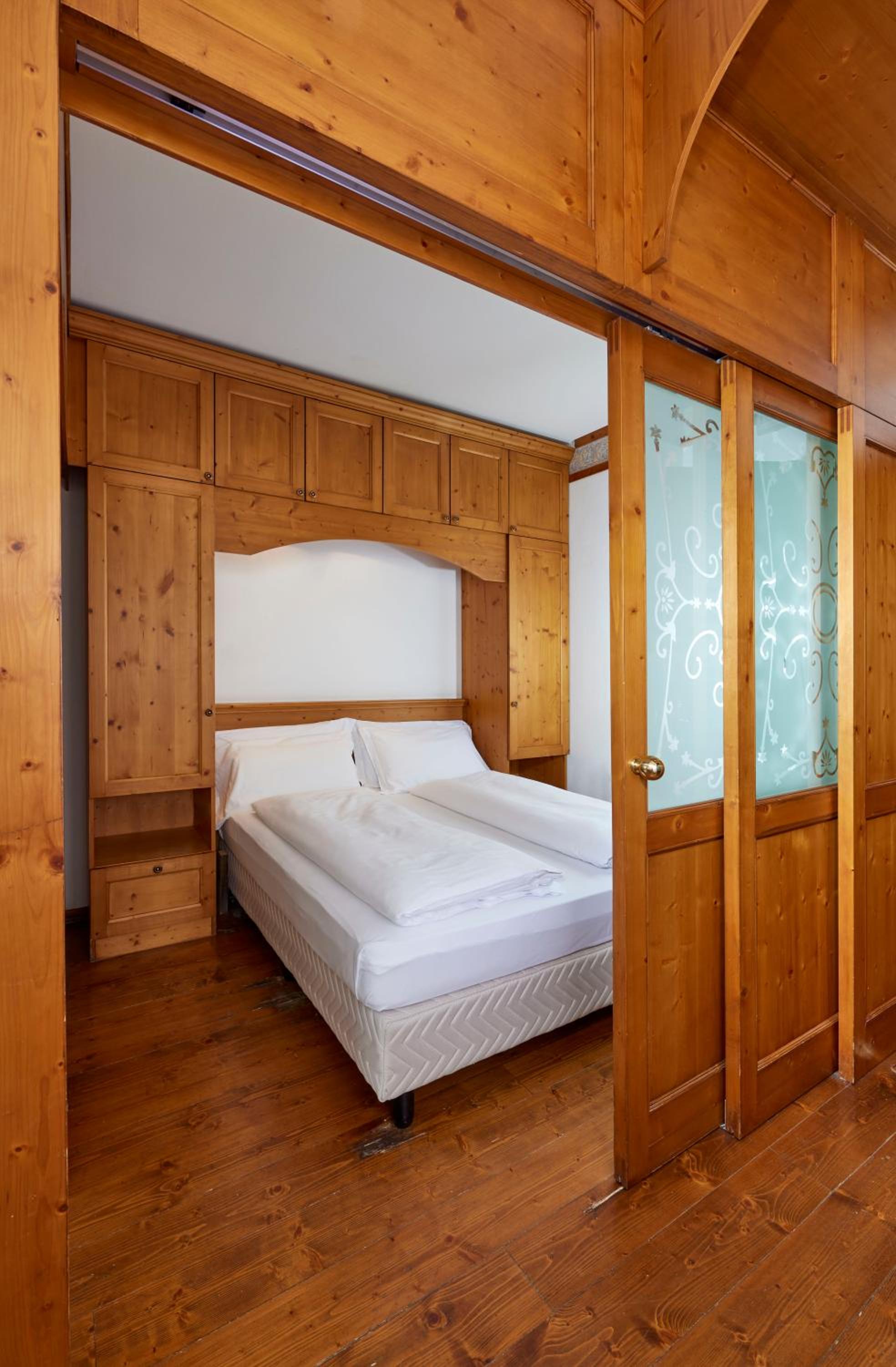 Standard Room with Lake View photo 3