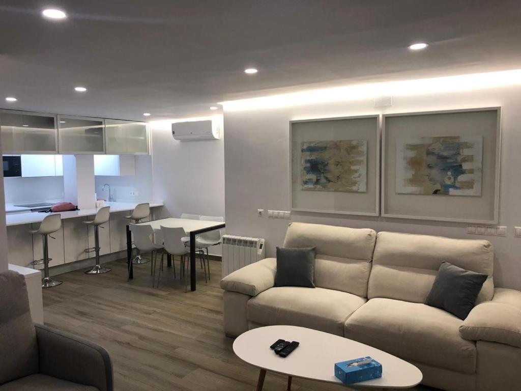 Apartamento con vista al mar