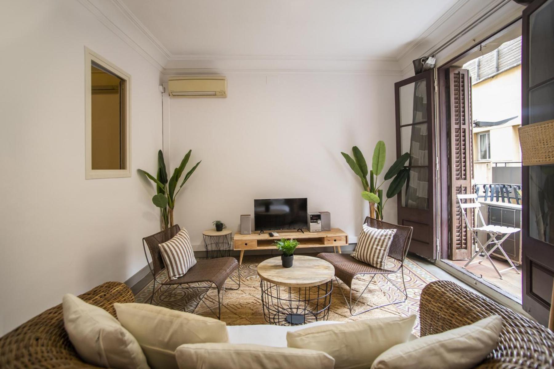 Apartment photo 3