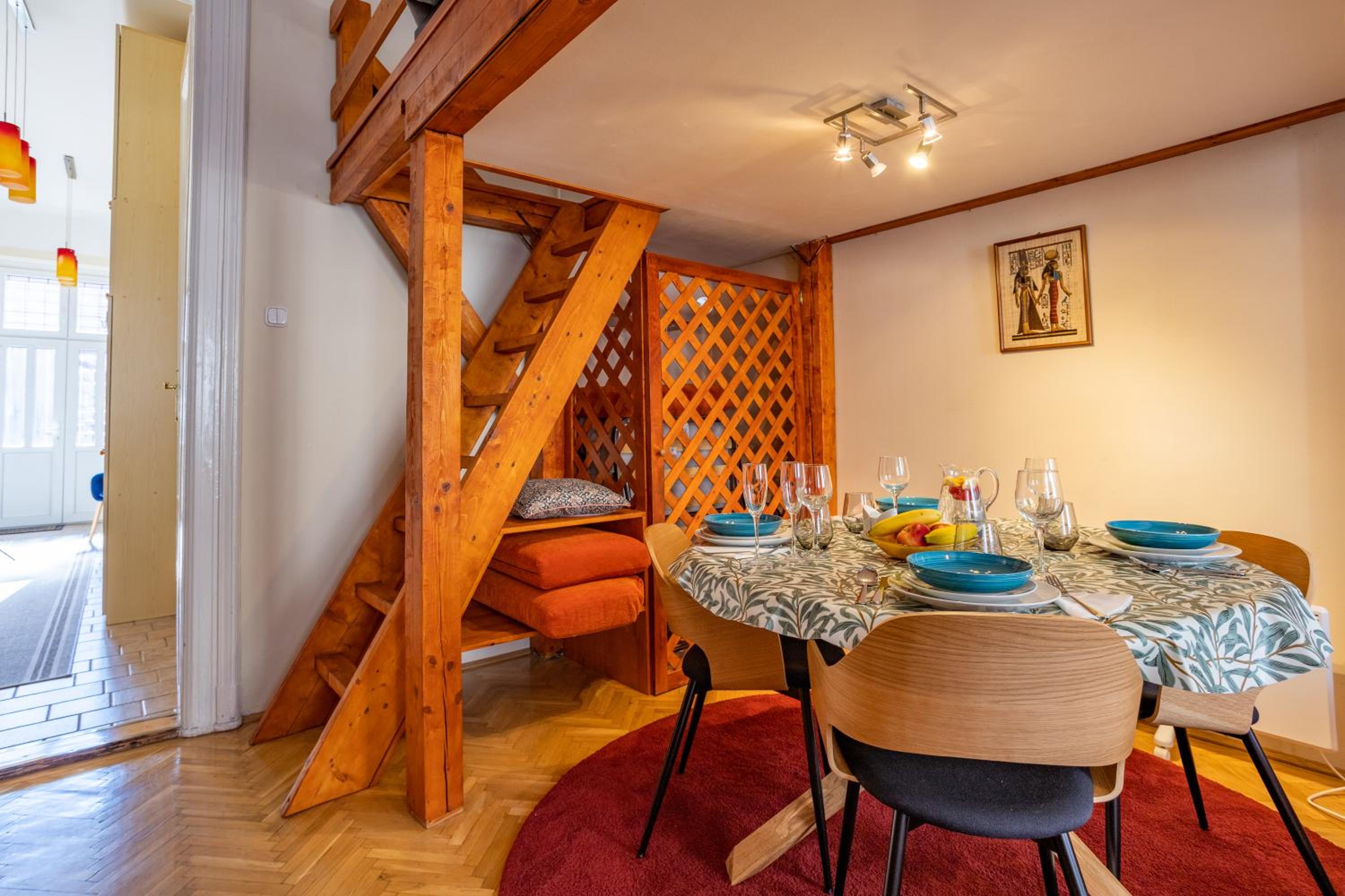 One-Bedroom Apartment - Photo 11