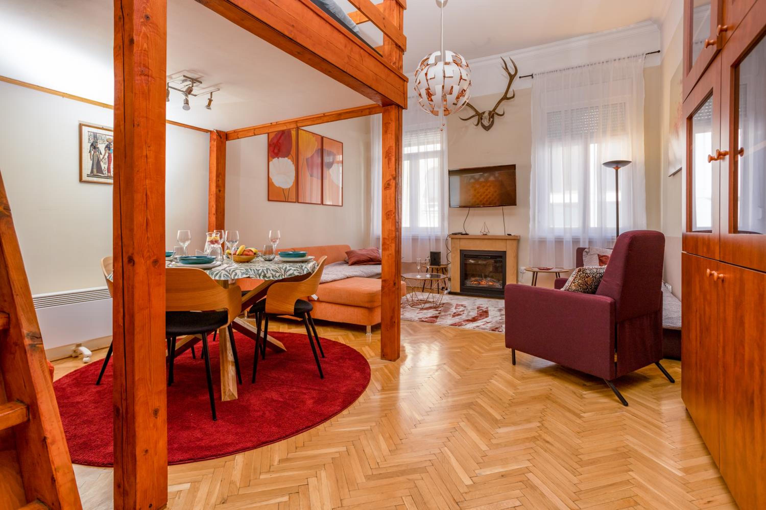 One-Bedroom Apartment - Photo 27