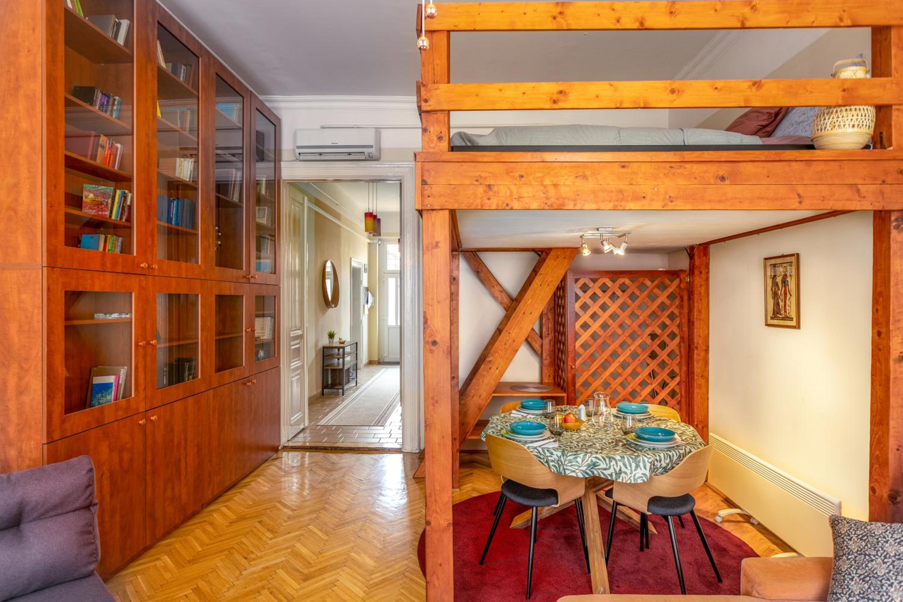 One-Bedroom Apartment - Photo 20