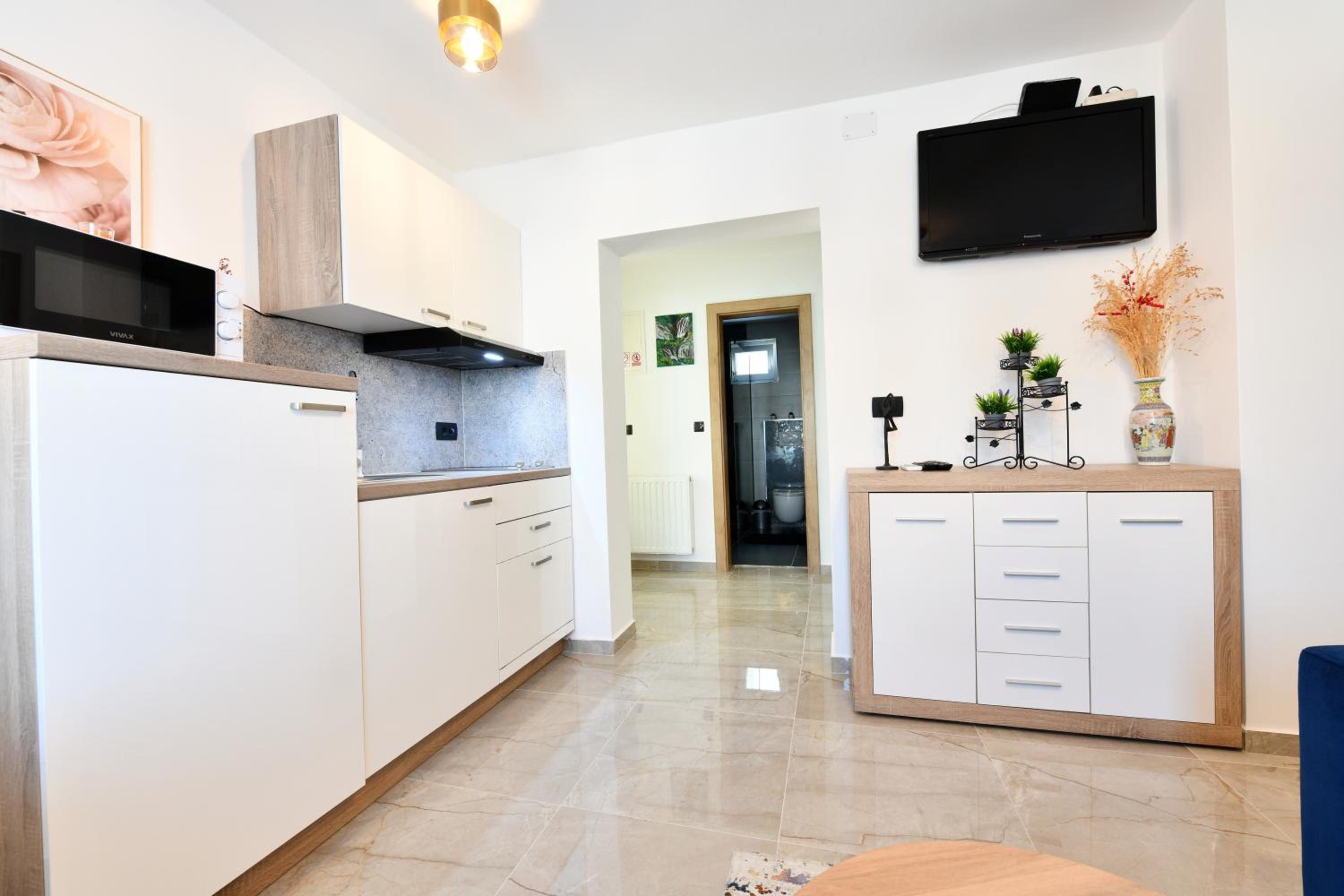 Two-Bedroom Apartment - Photo 12