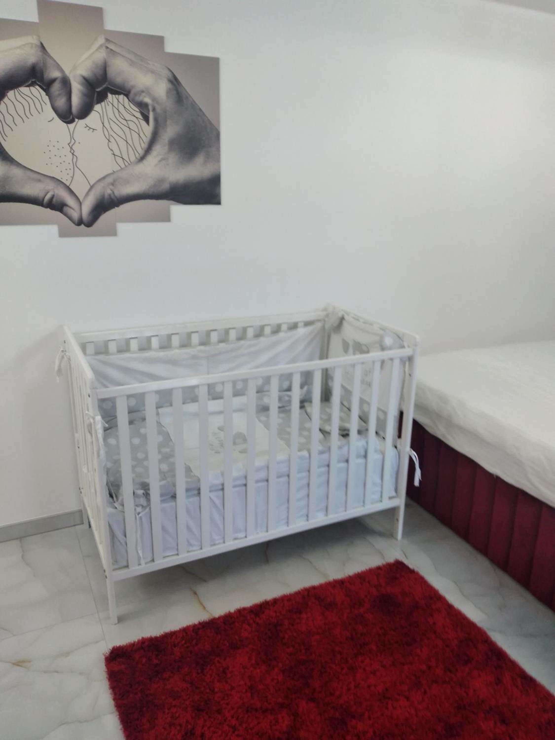 Studio Apartment photo 1