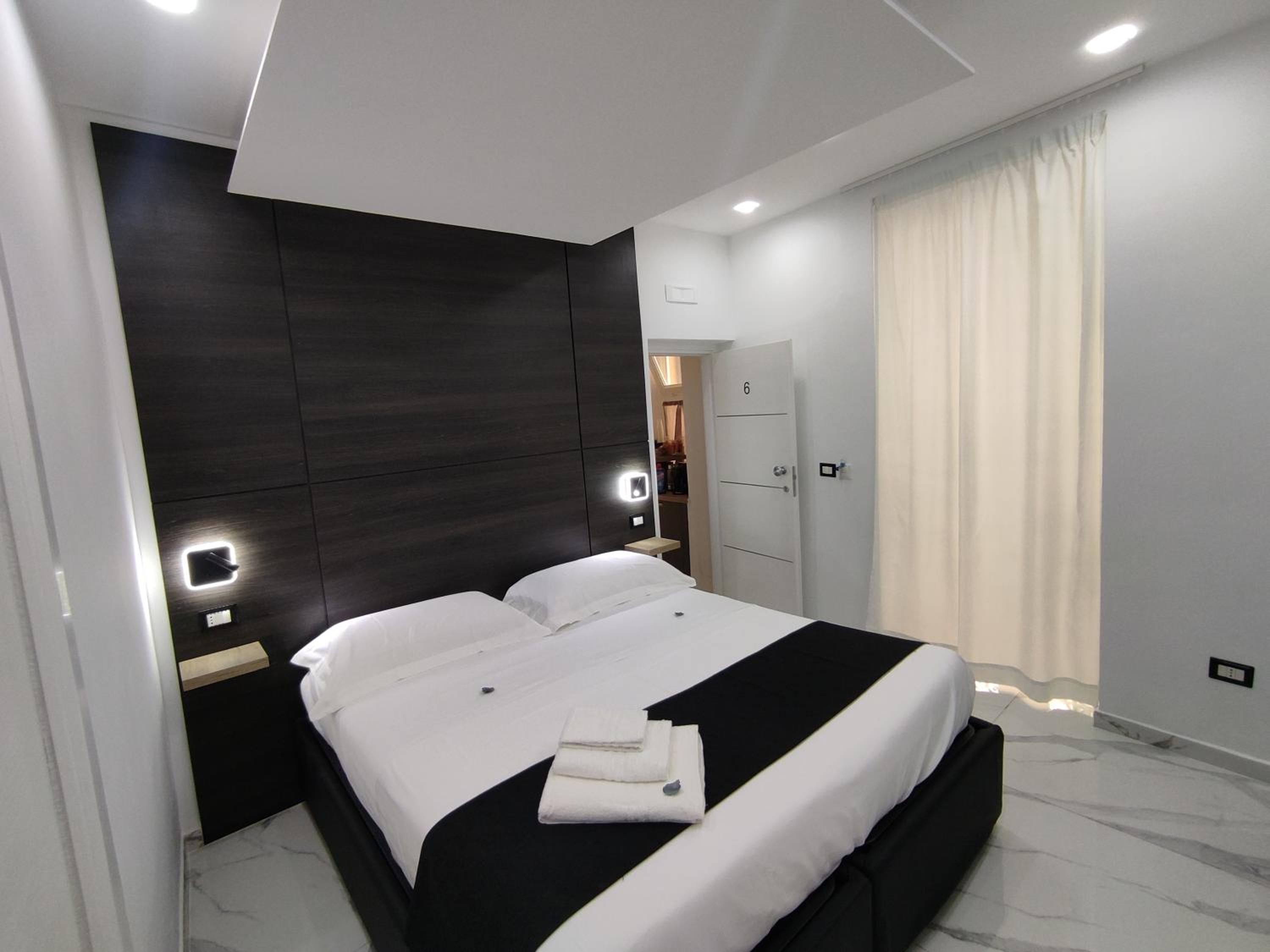 Deluxe Double or Twin Room photo 1