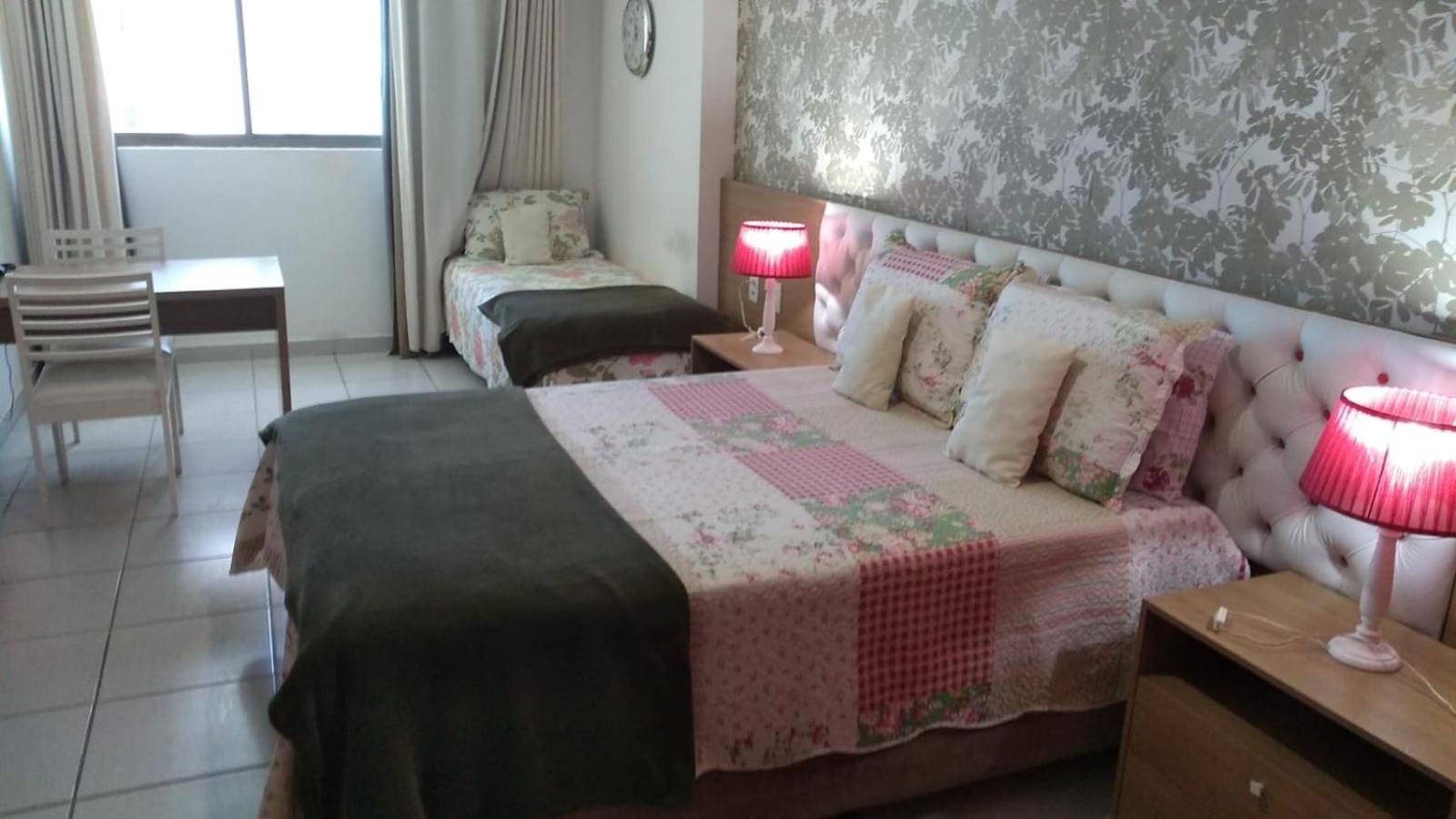 Large Double Room - Photo 1