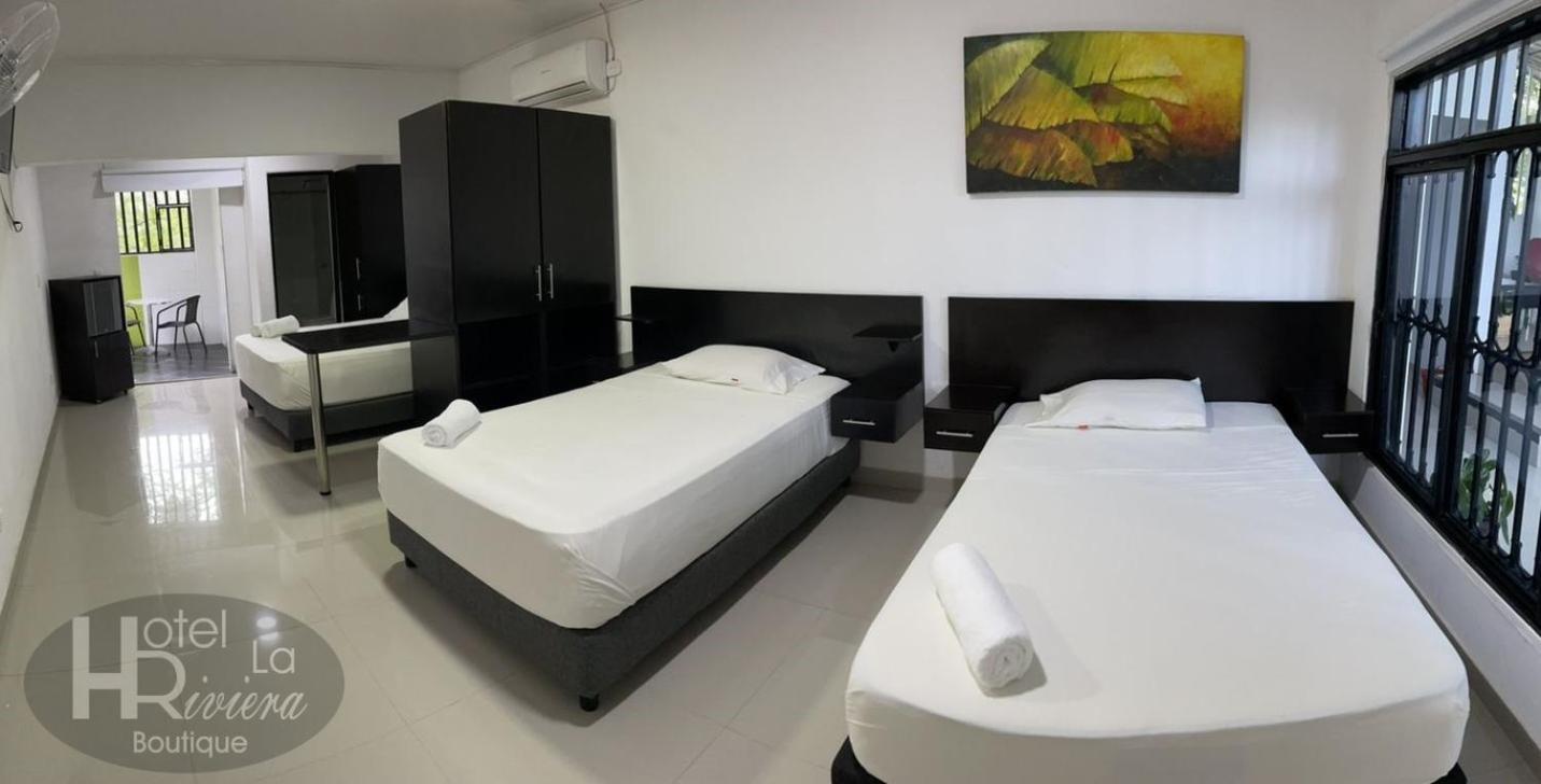 Quadruple Room with Private Bathroom photo 1