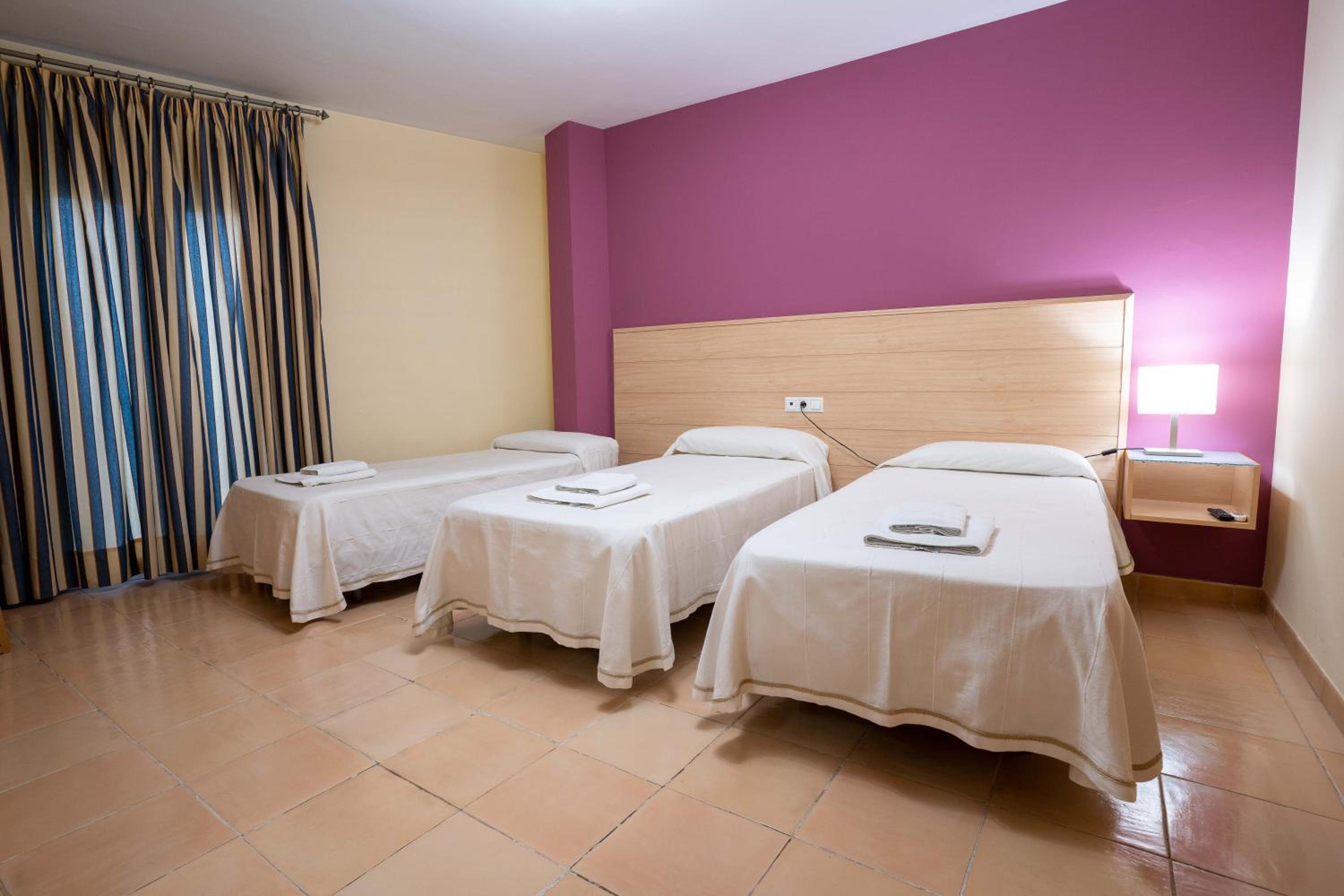 Triple Room - Photo 1