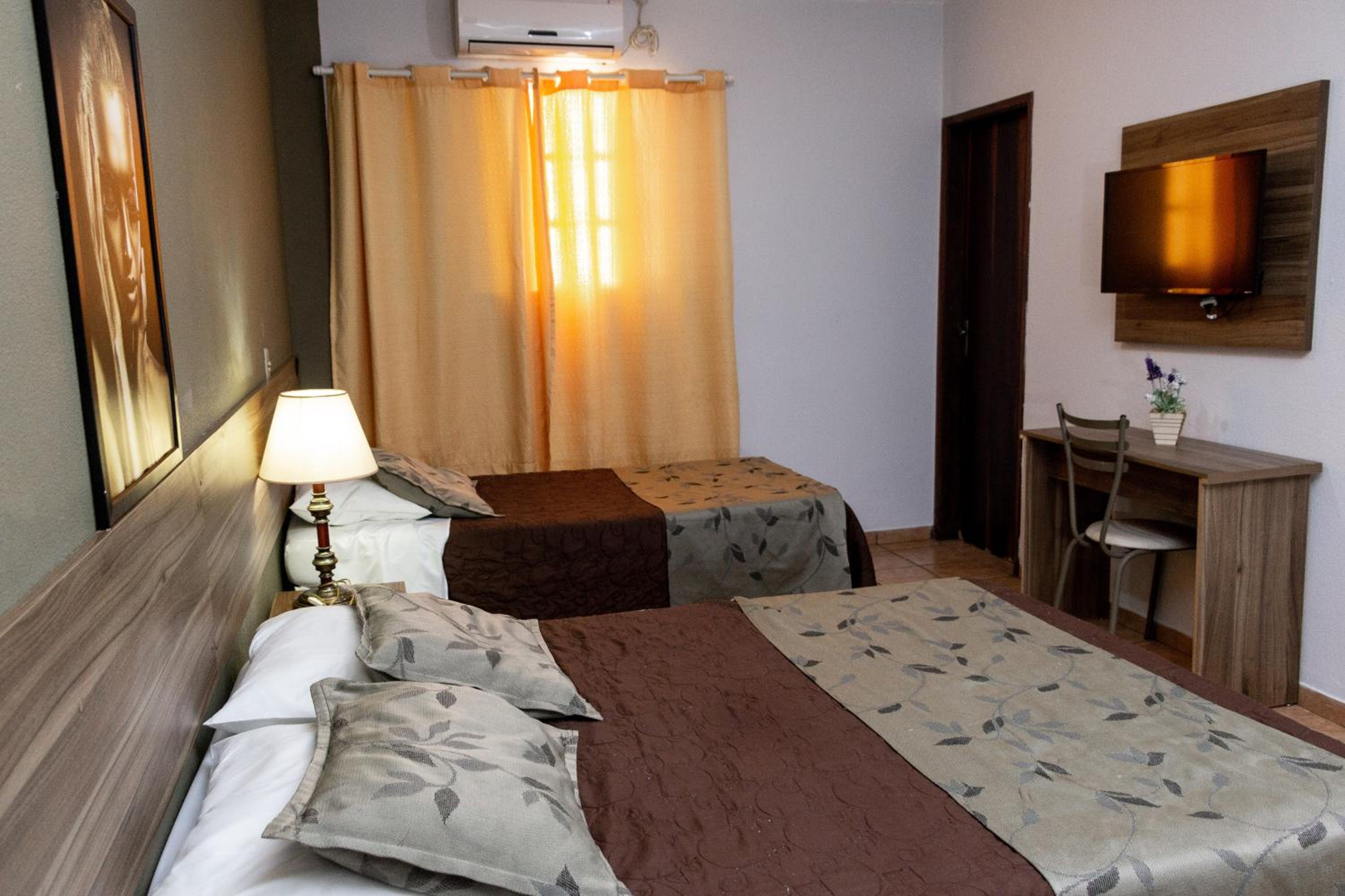 Double Room with Air - conditioner photo 3