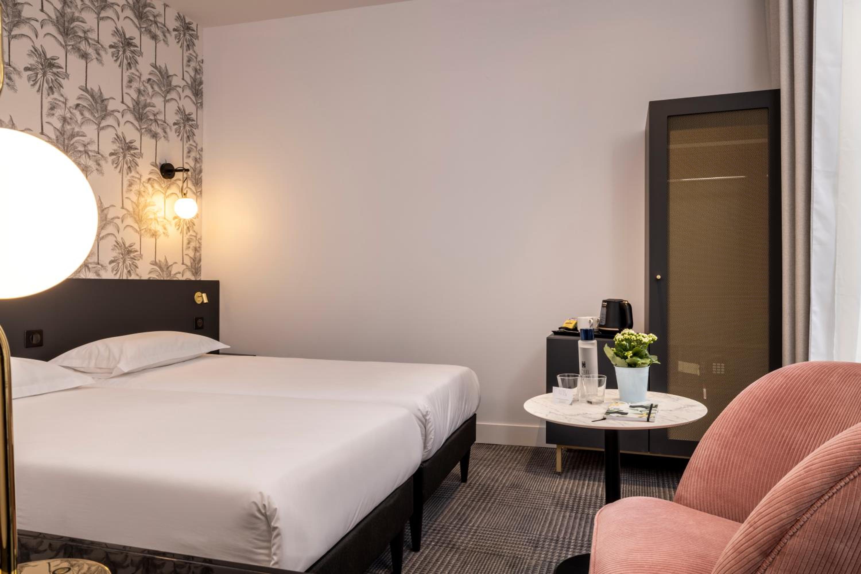 Superior Twin Room photo 3