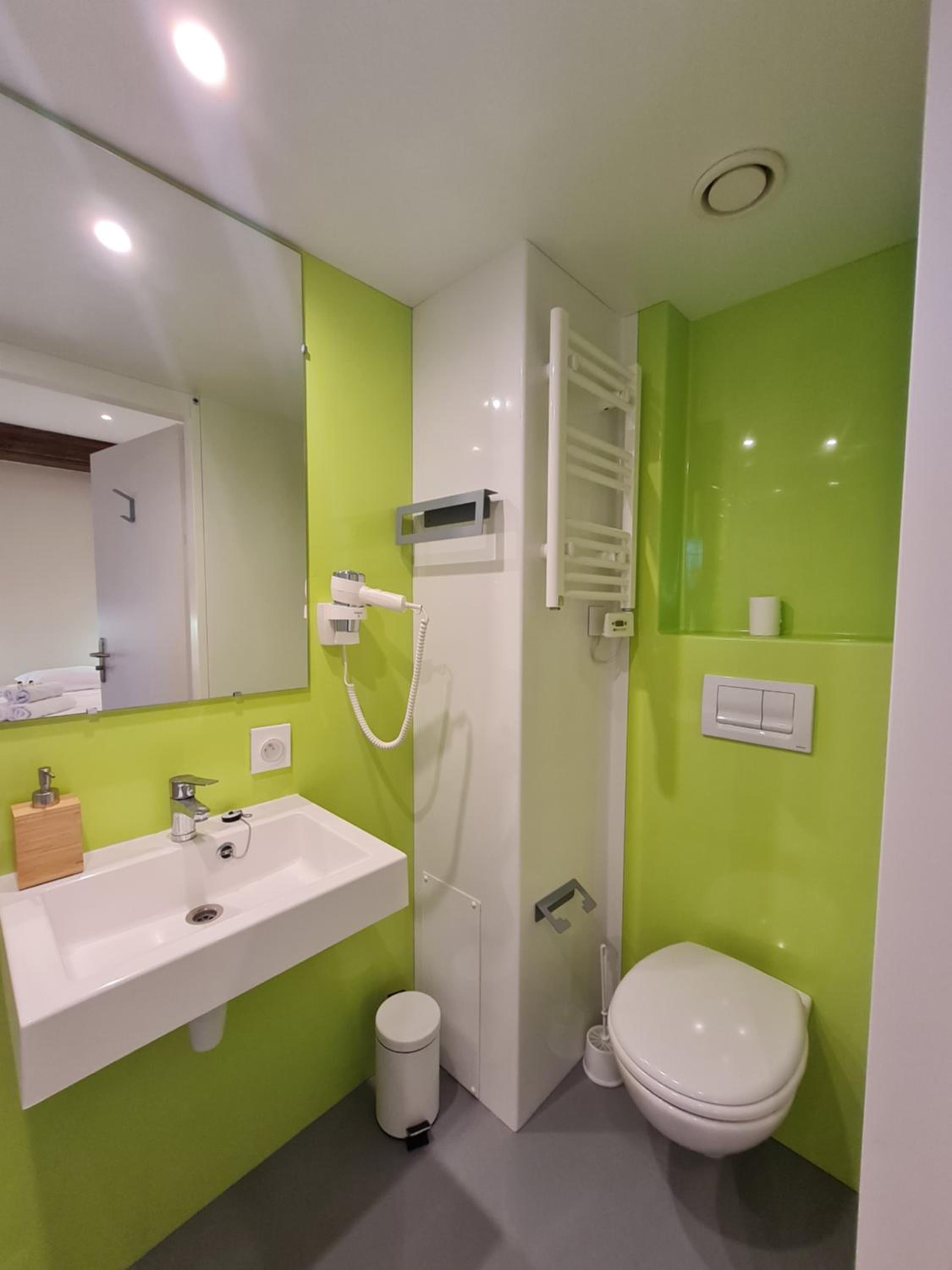 Double or Twin Room with Private Bathroom photo 1