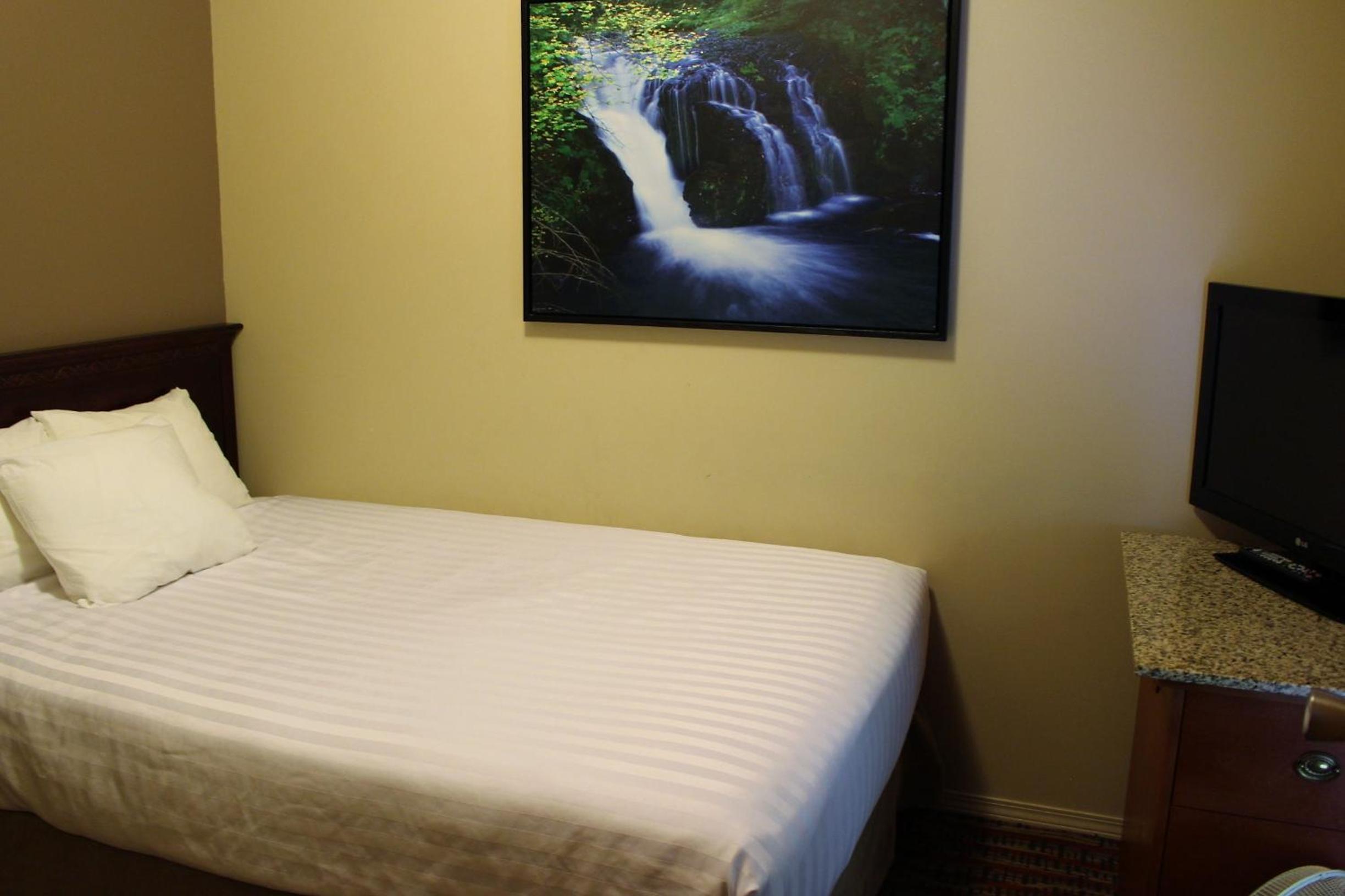 Two Bedroom Suite with Ocean View - Non-Smoking - Photo 6