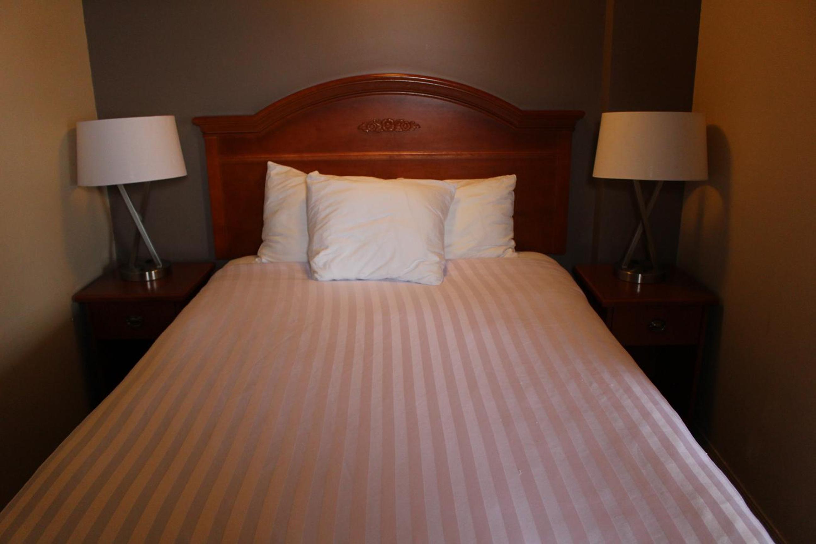 Two Bedroom Suite with Ocean View - Non-Smoking - Photo 13