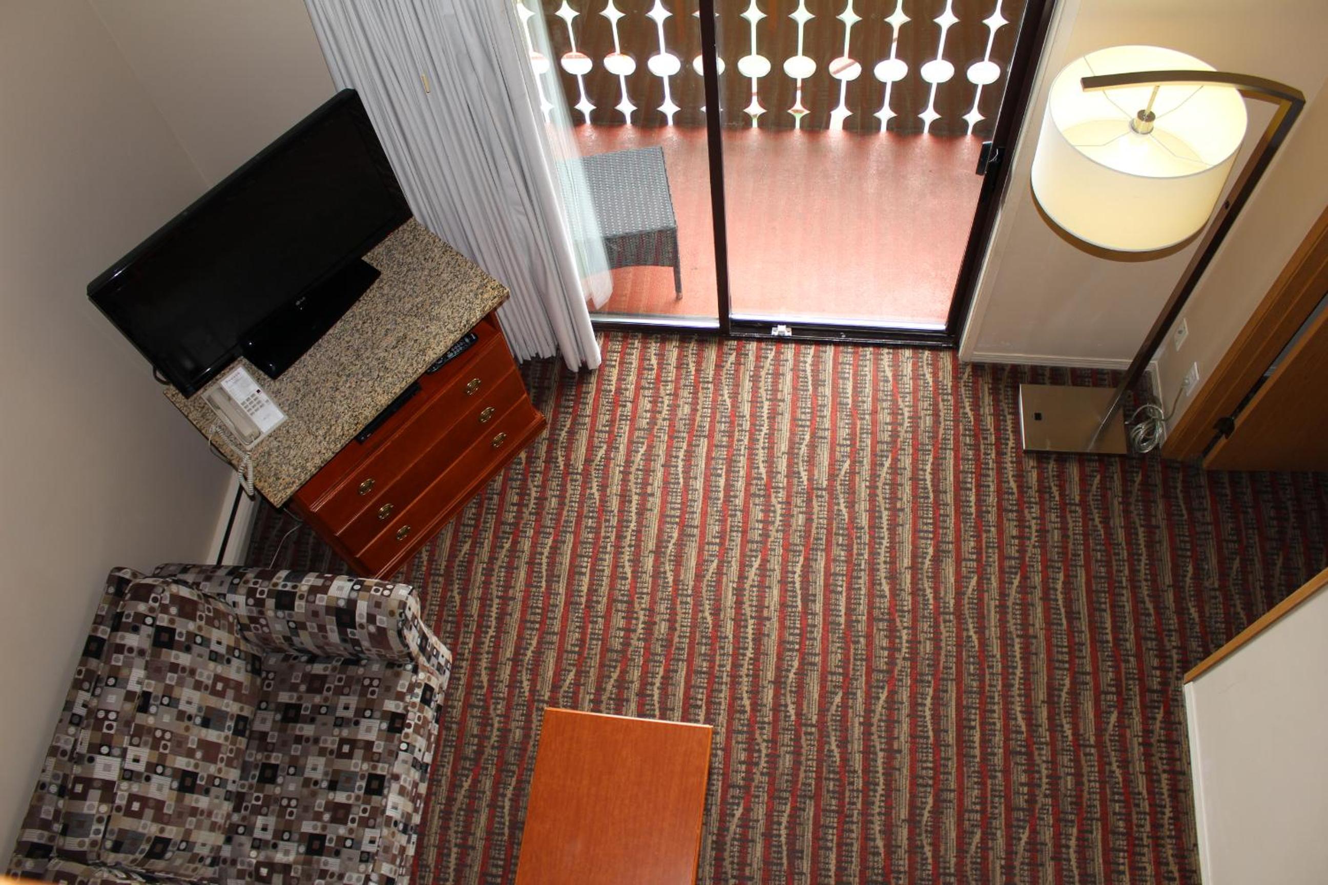 Two Bedroom Suite with Ocean View - Non-Smoking - Photo 1