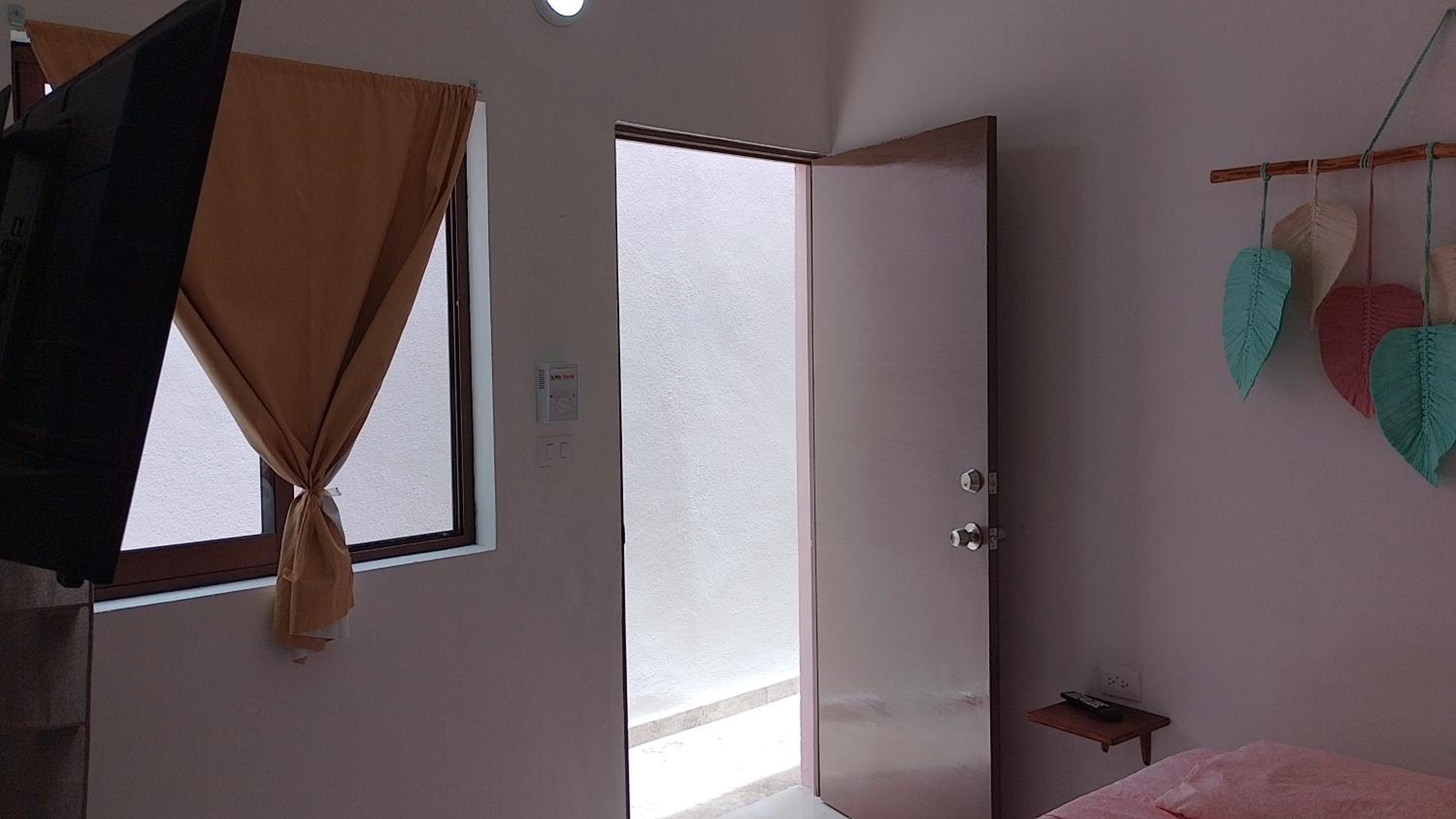 Double Room with Private Bathroom photo 1