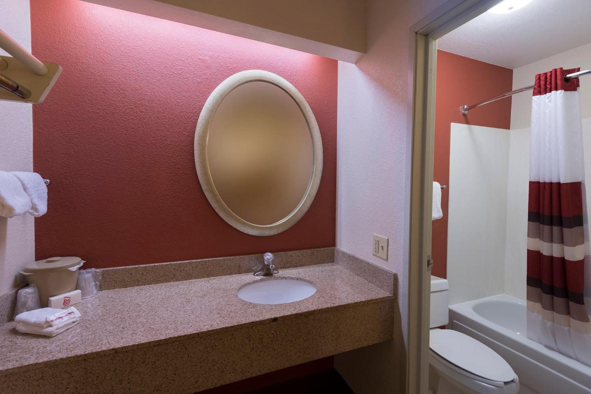 Superior King Room Smoke Free - Photo 9