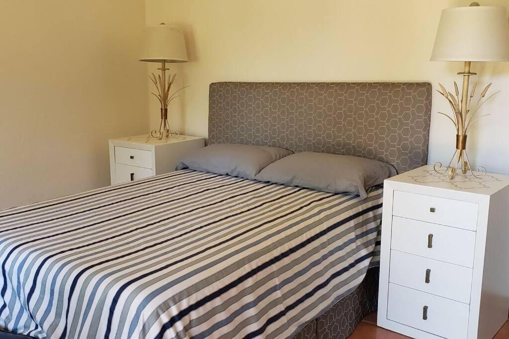 One-Bedroom Apartment - Photo 1