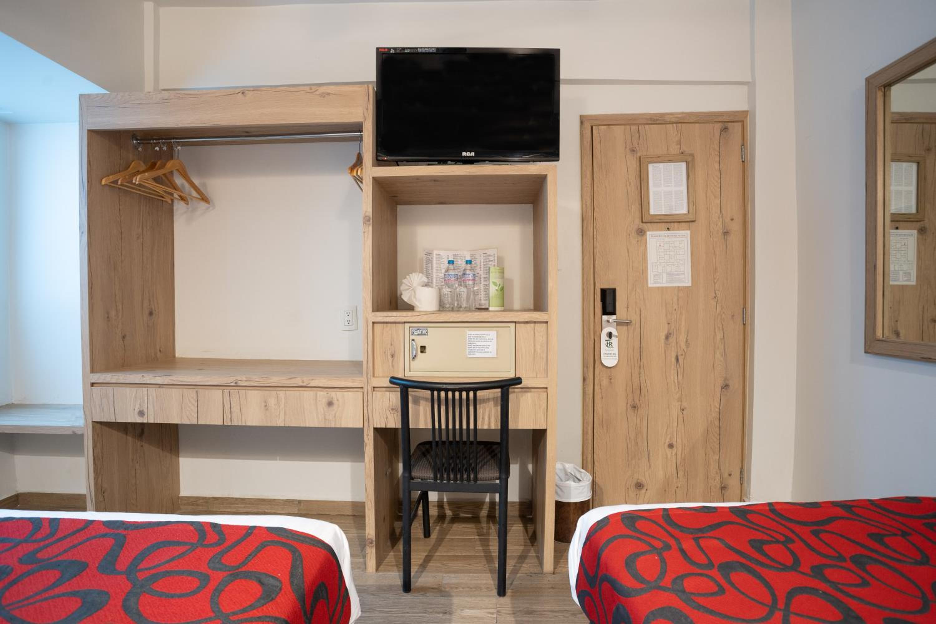 Standard Room photo 1