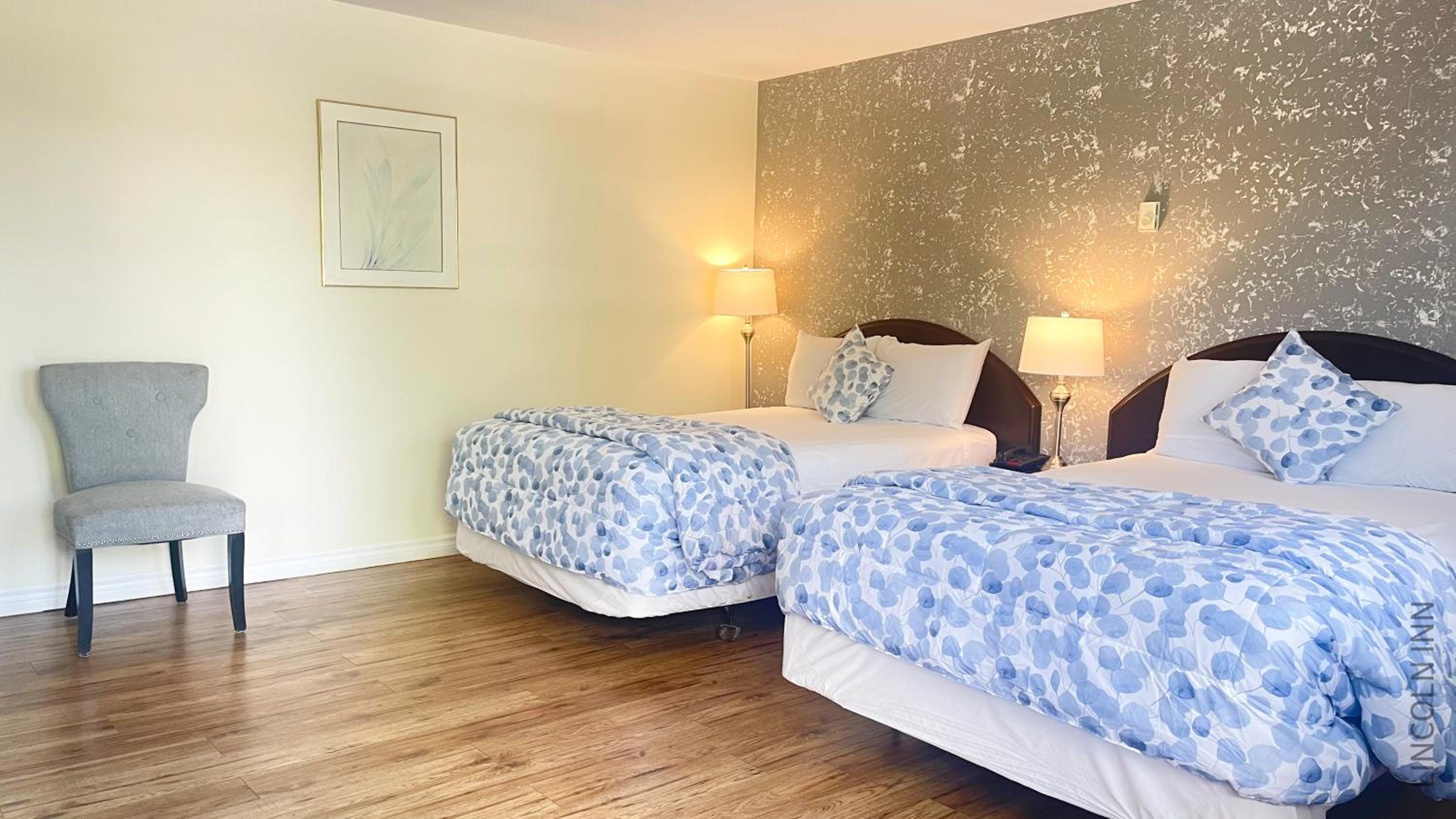 Double Room with Two Double Beds - Non-Smoking