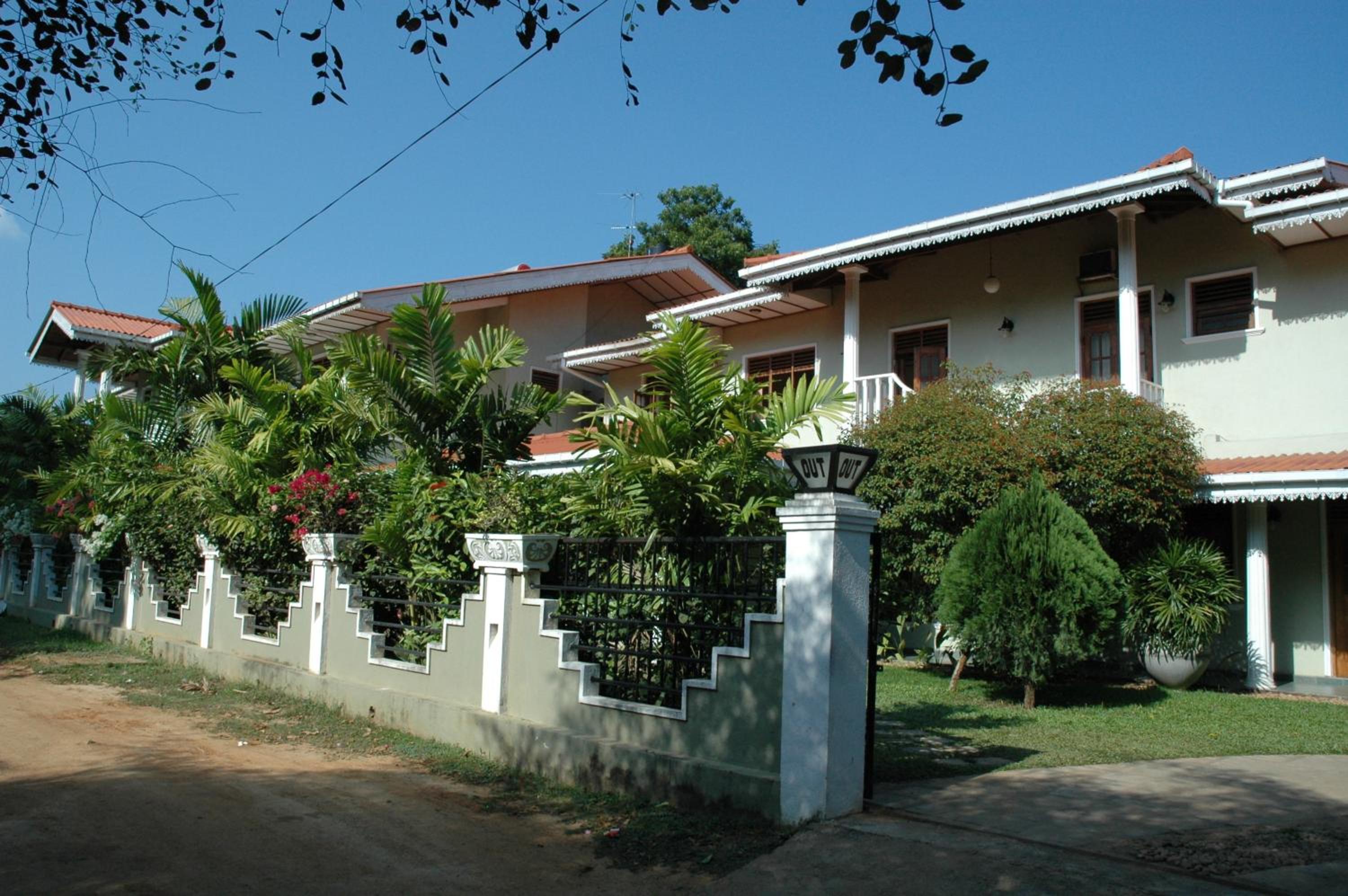 Deluxe Double or Twin Room with Garden View photo 3
