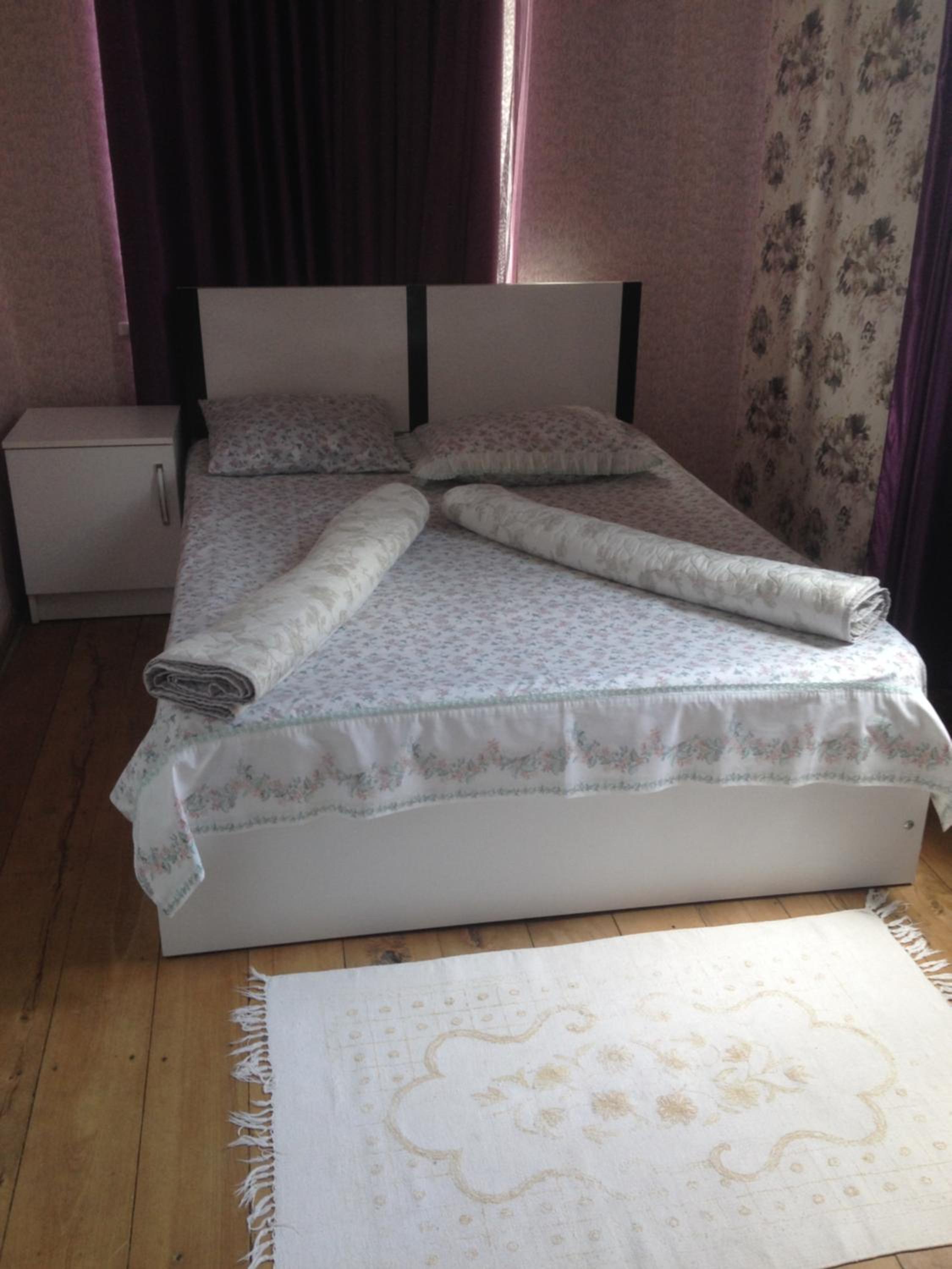 Large Double Room photo 1
