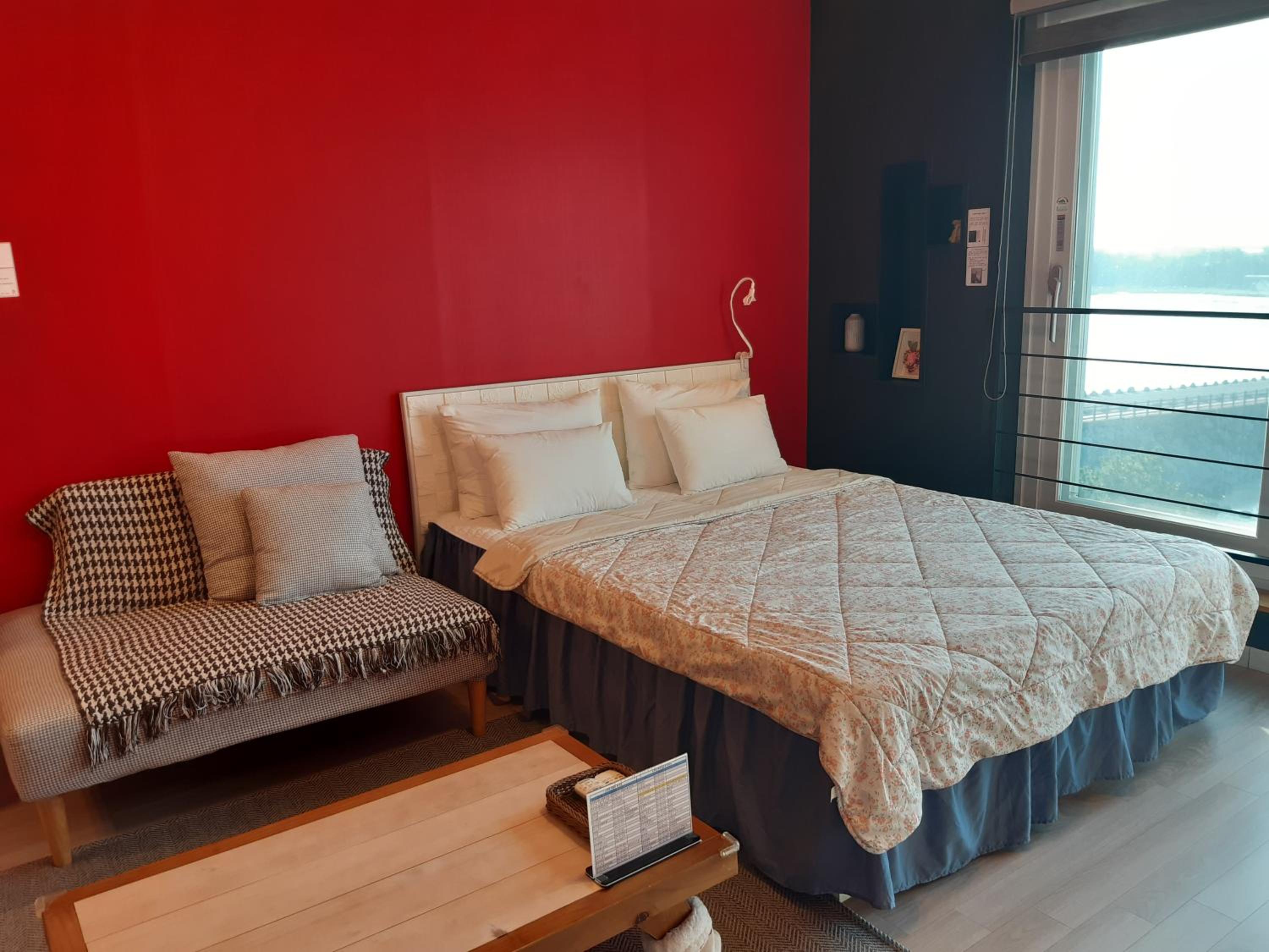 Double Room with Sea View - Photo 7