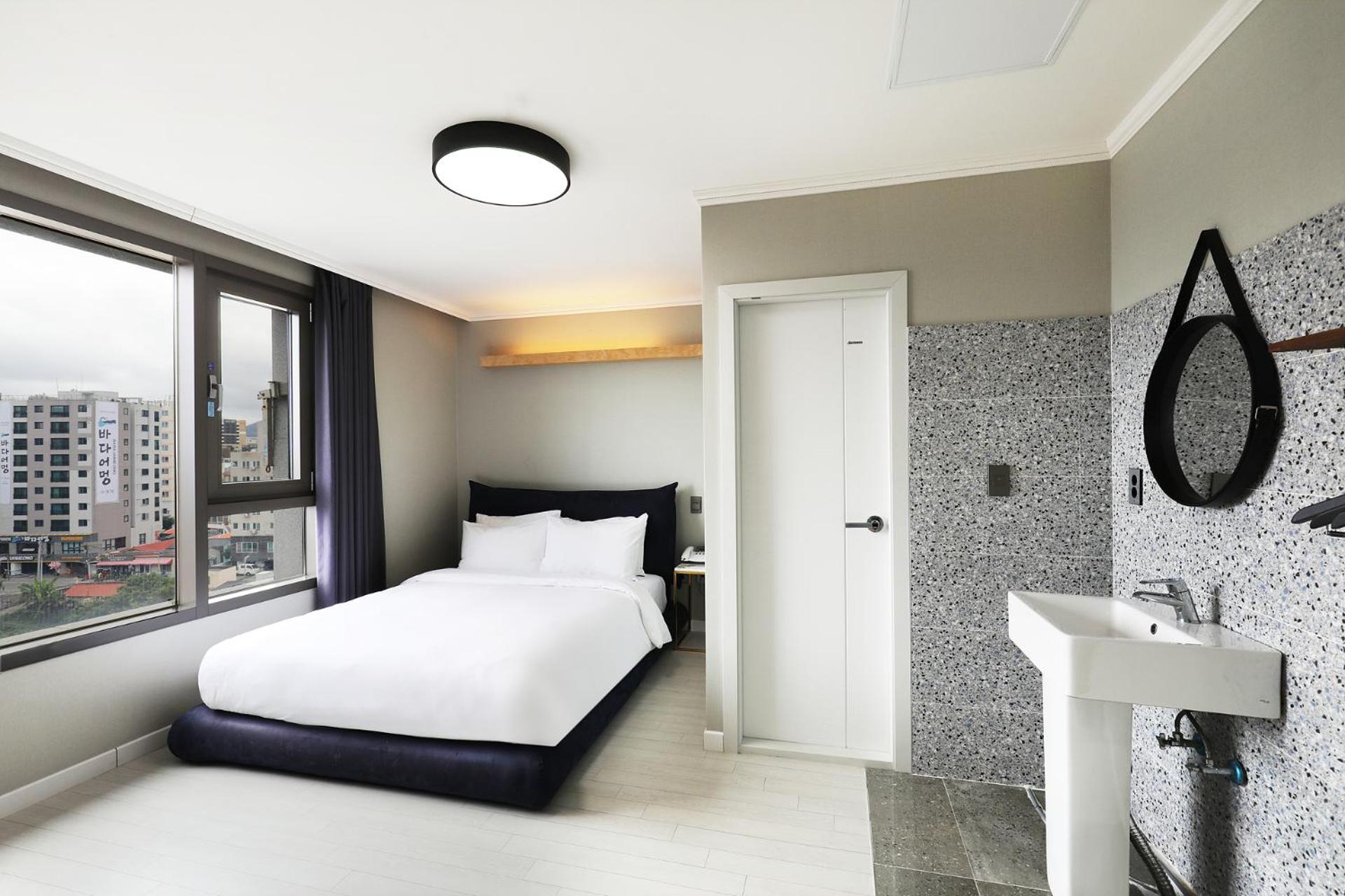 Deluxe Double Room - Photo 4