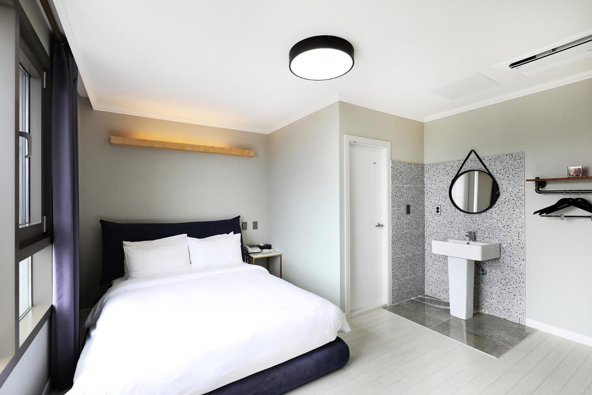Deluxe Double Room - Photo 5