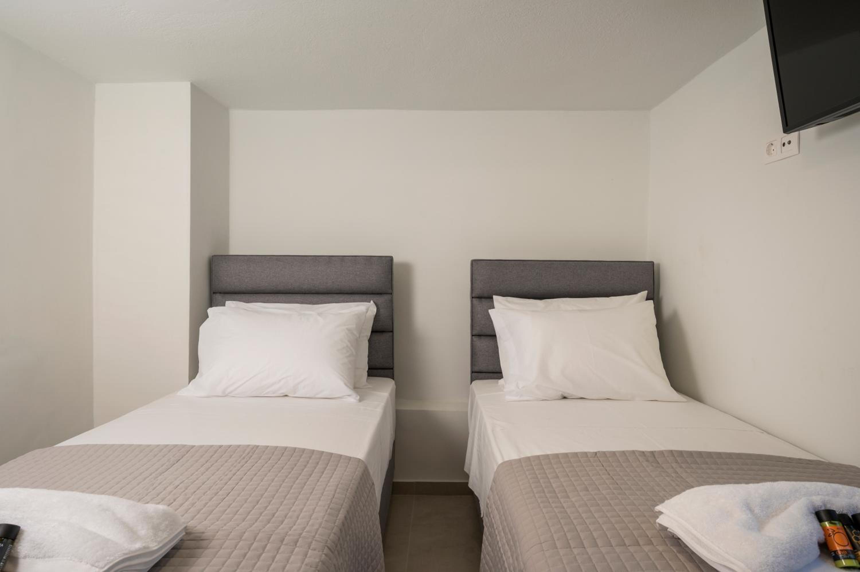 Two-Bedroom Apartment - Photo 14