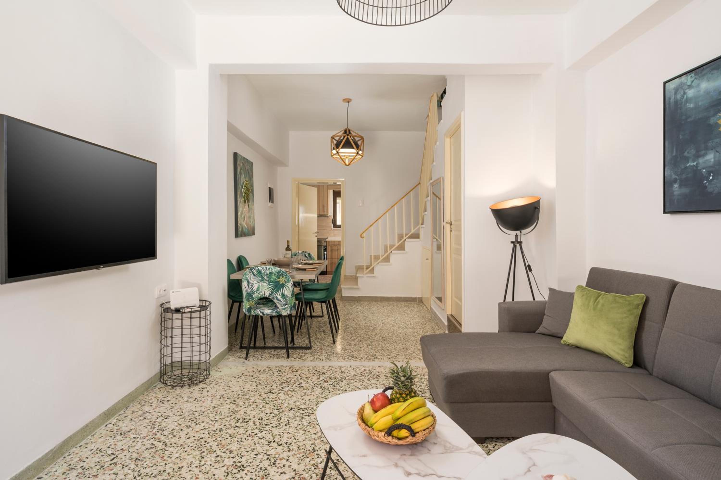 Two-Bedroom Apartment - Photo 24