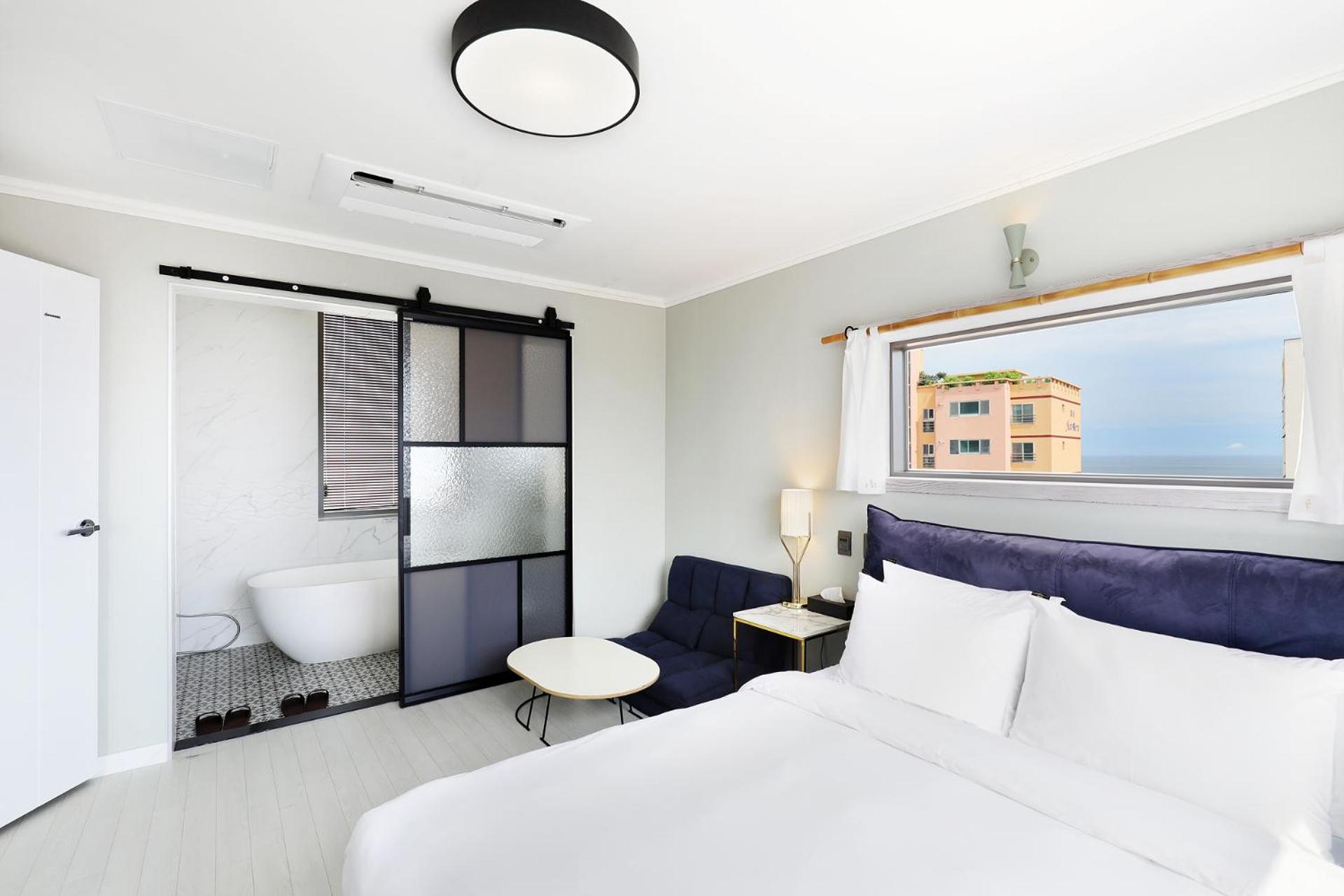 Family Suite - Photo 17