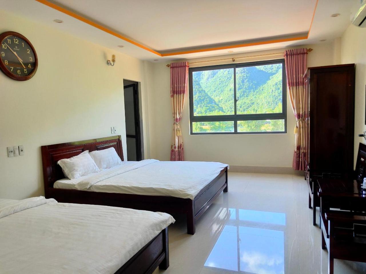 Deluxe Double or Twin Room with Mountain View - Photo 1