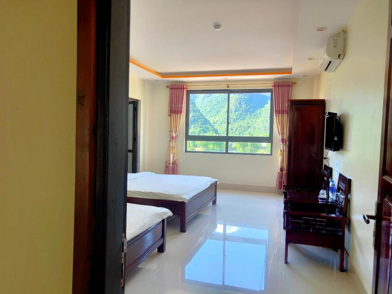 Deluxe Double or Twin Room with Mountain View - Photo 8
