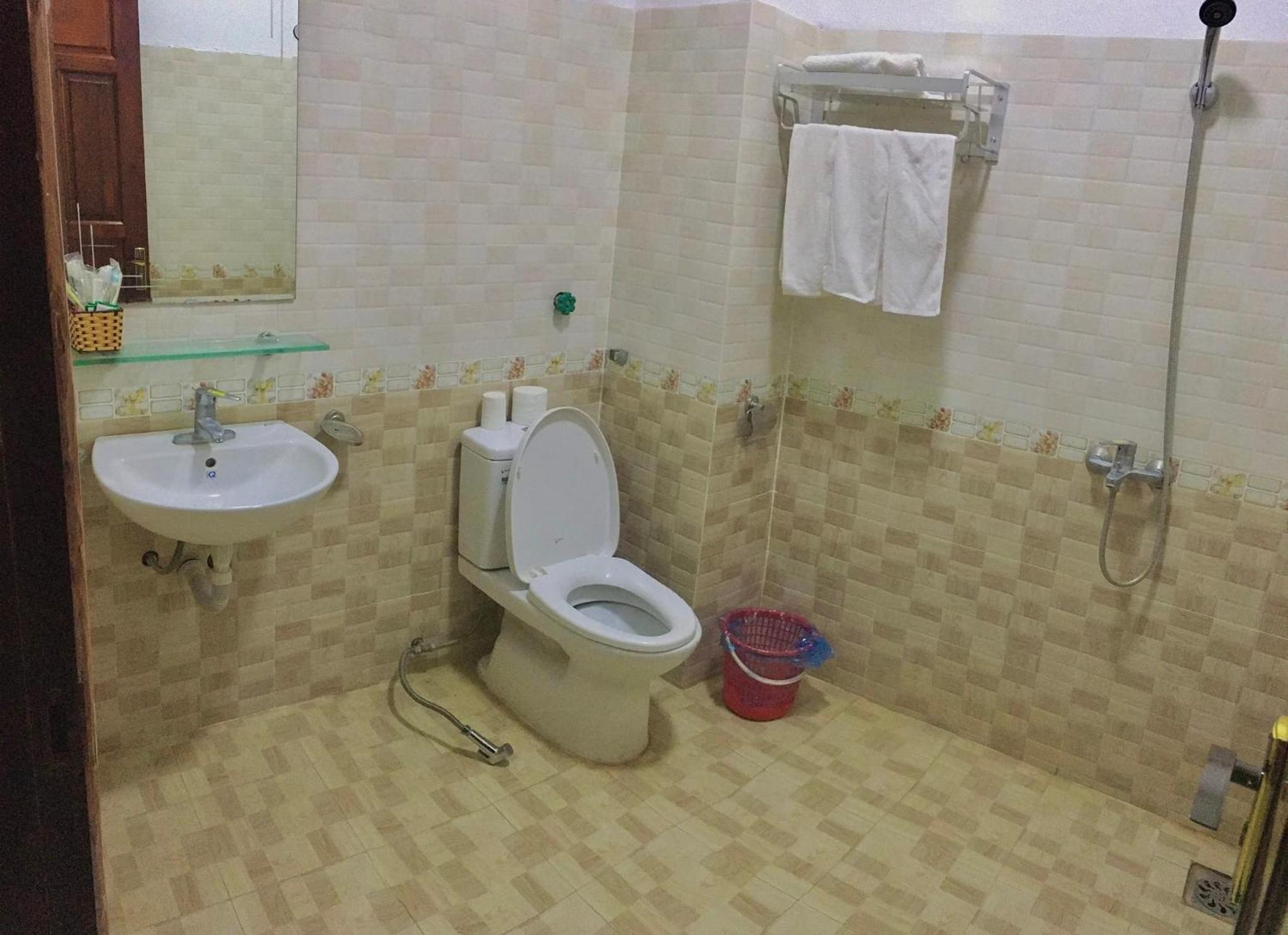 Deluxe Double Room - Photo 9