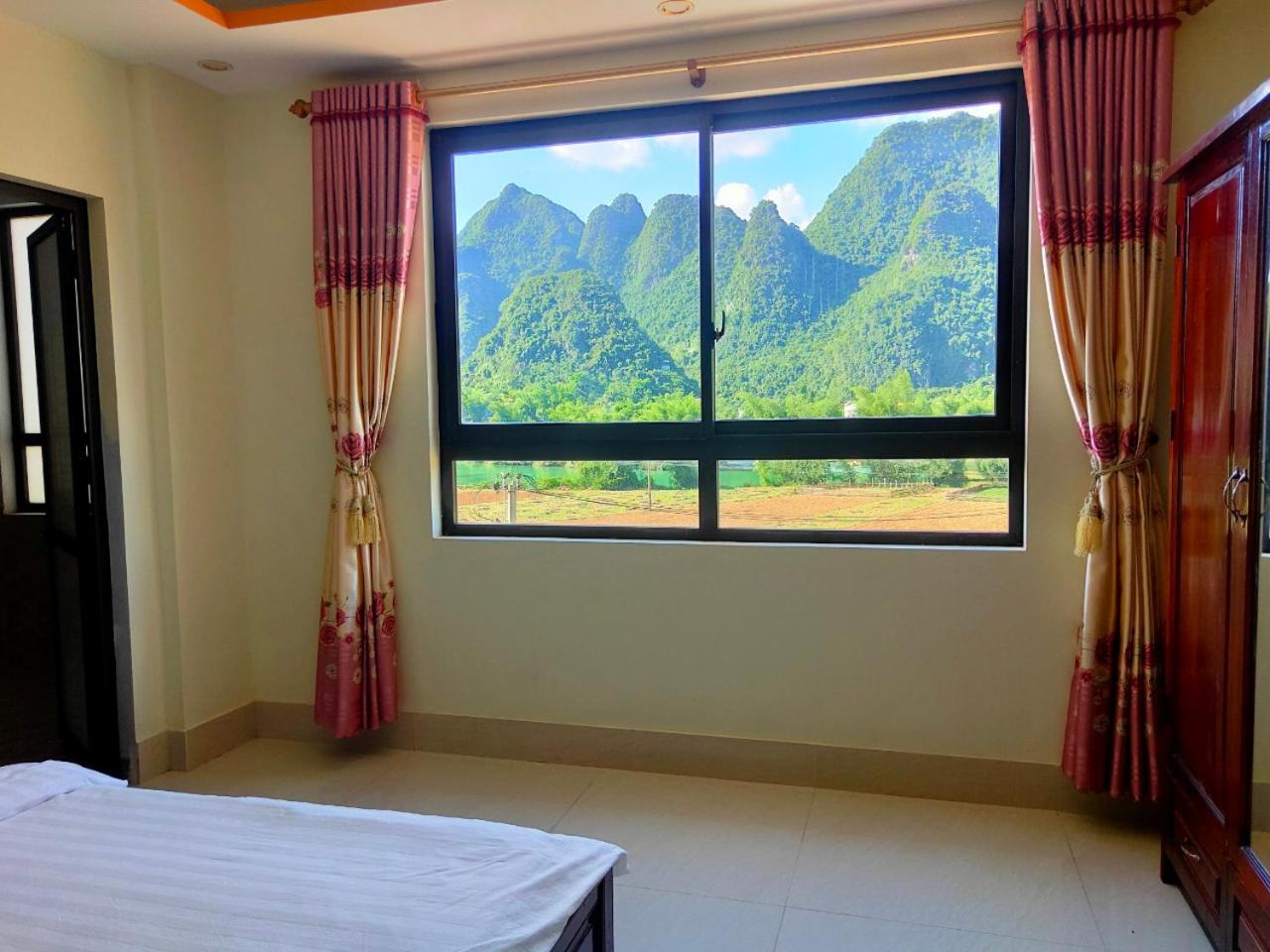King Room with Mountain View - Photo 2