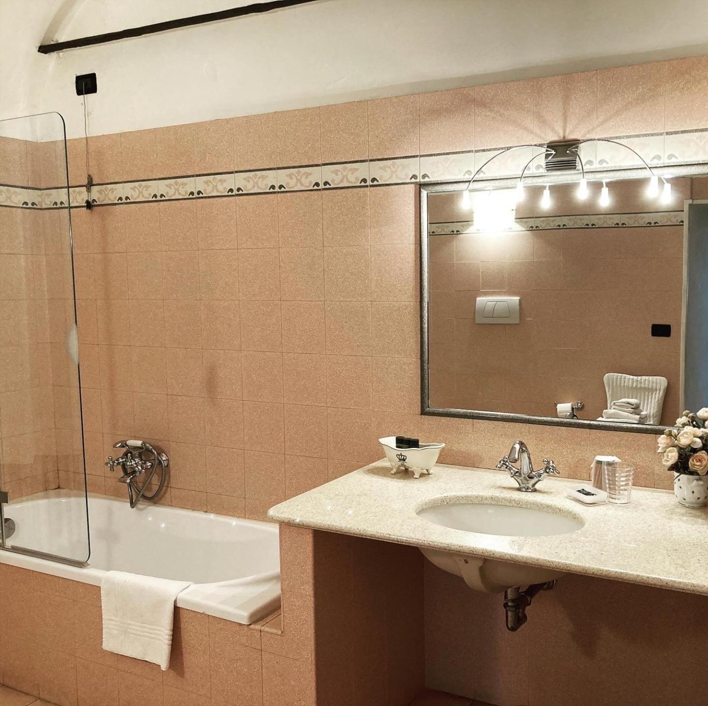 Suite (4 Adults) - Photo 2