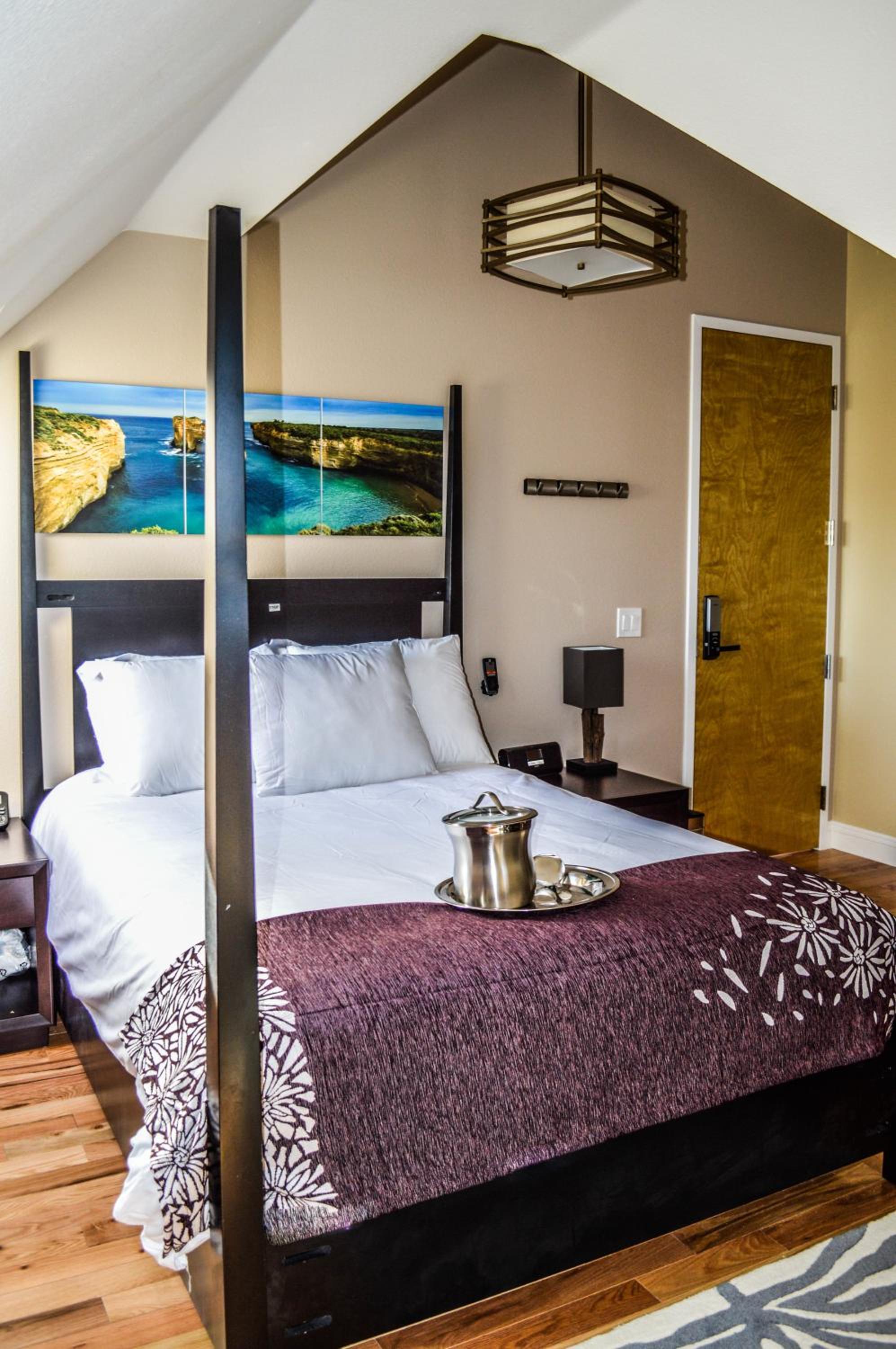 Deluxe Queen Room (# 2) photo 1