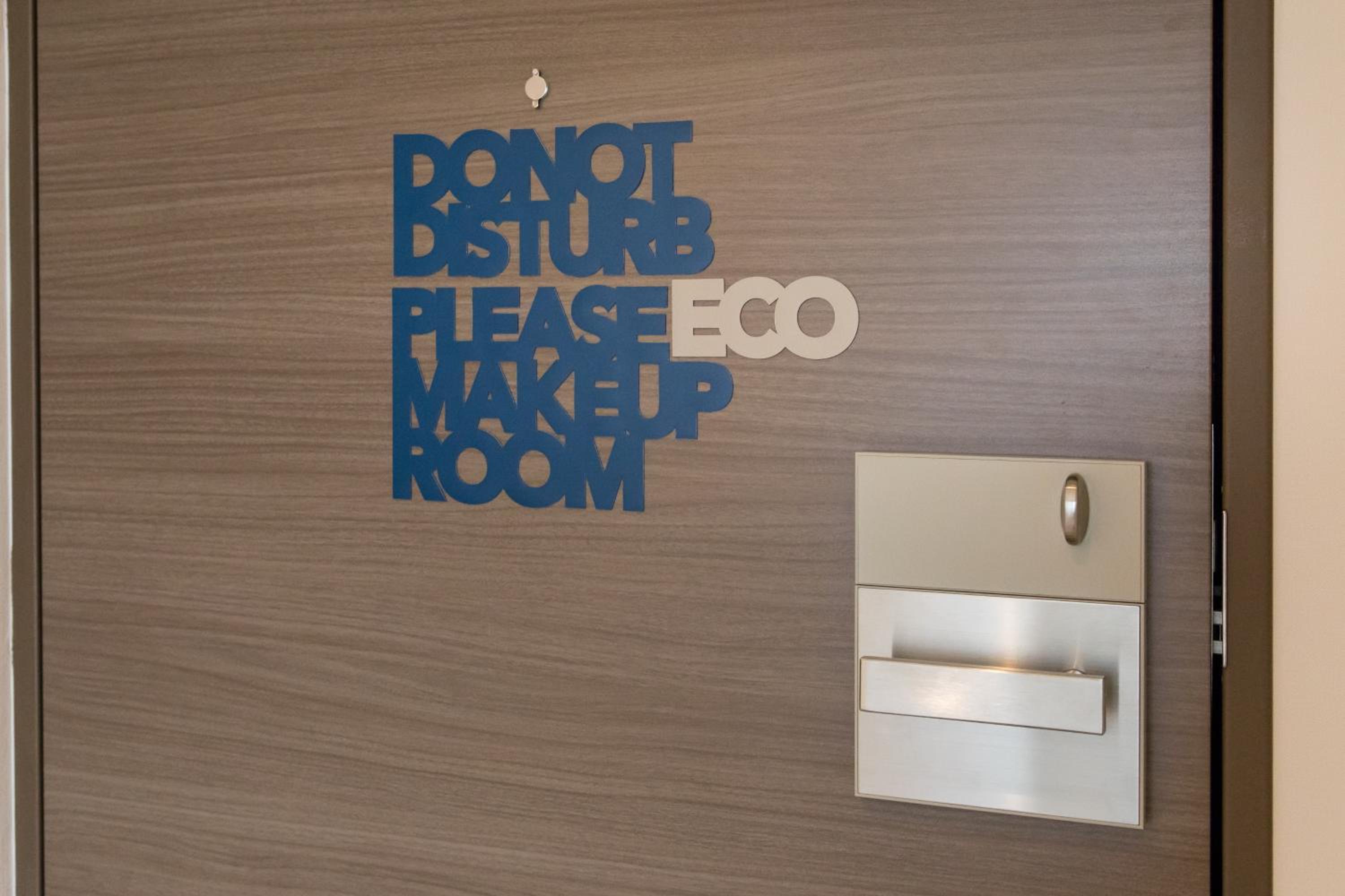 Standard Double Room - Non-Smoking - Photo 5