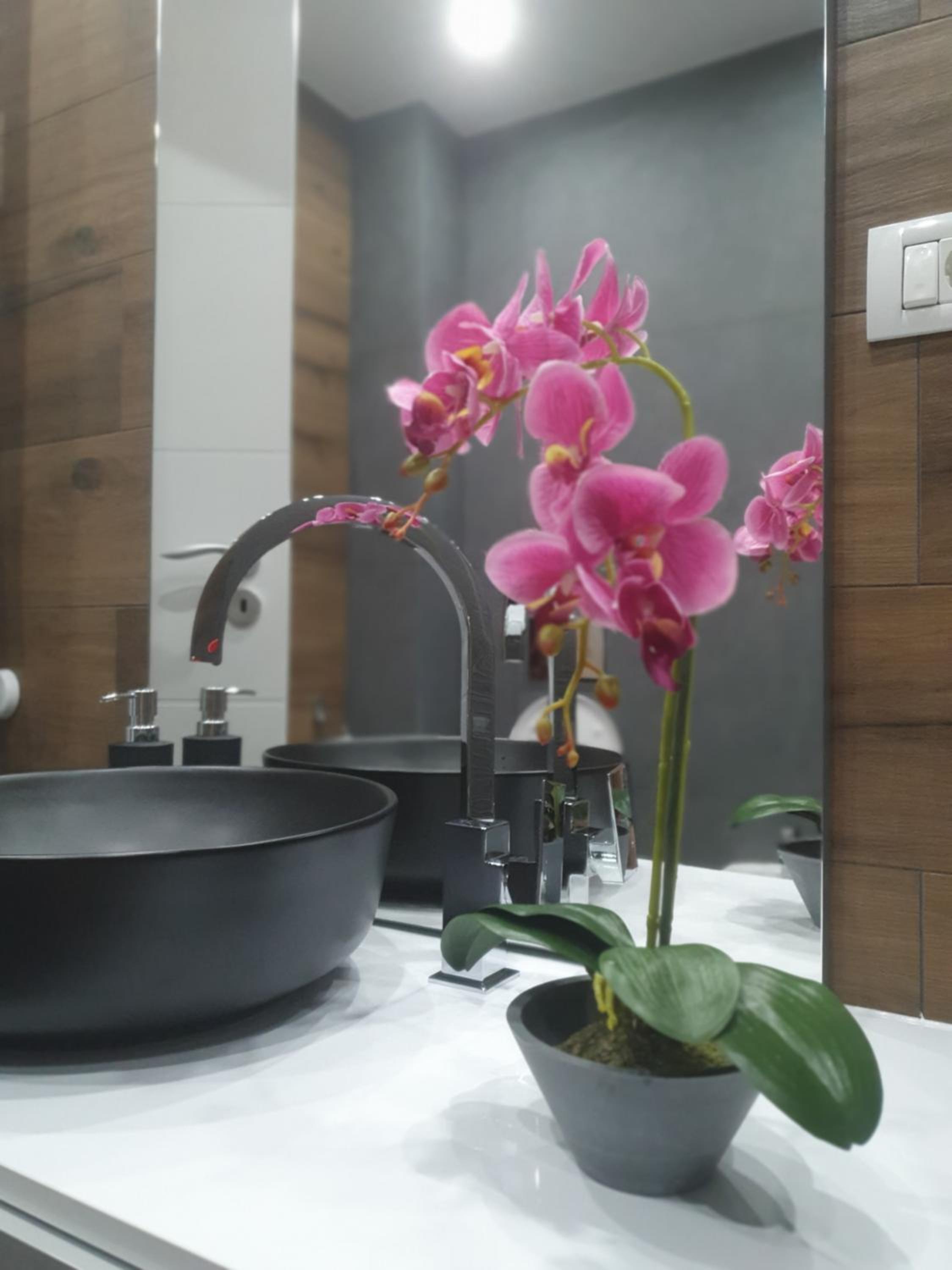 One-Bedroom Apartment - Photo 31