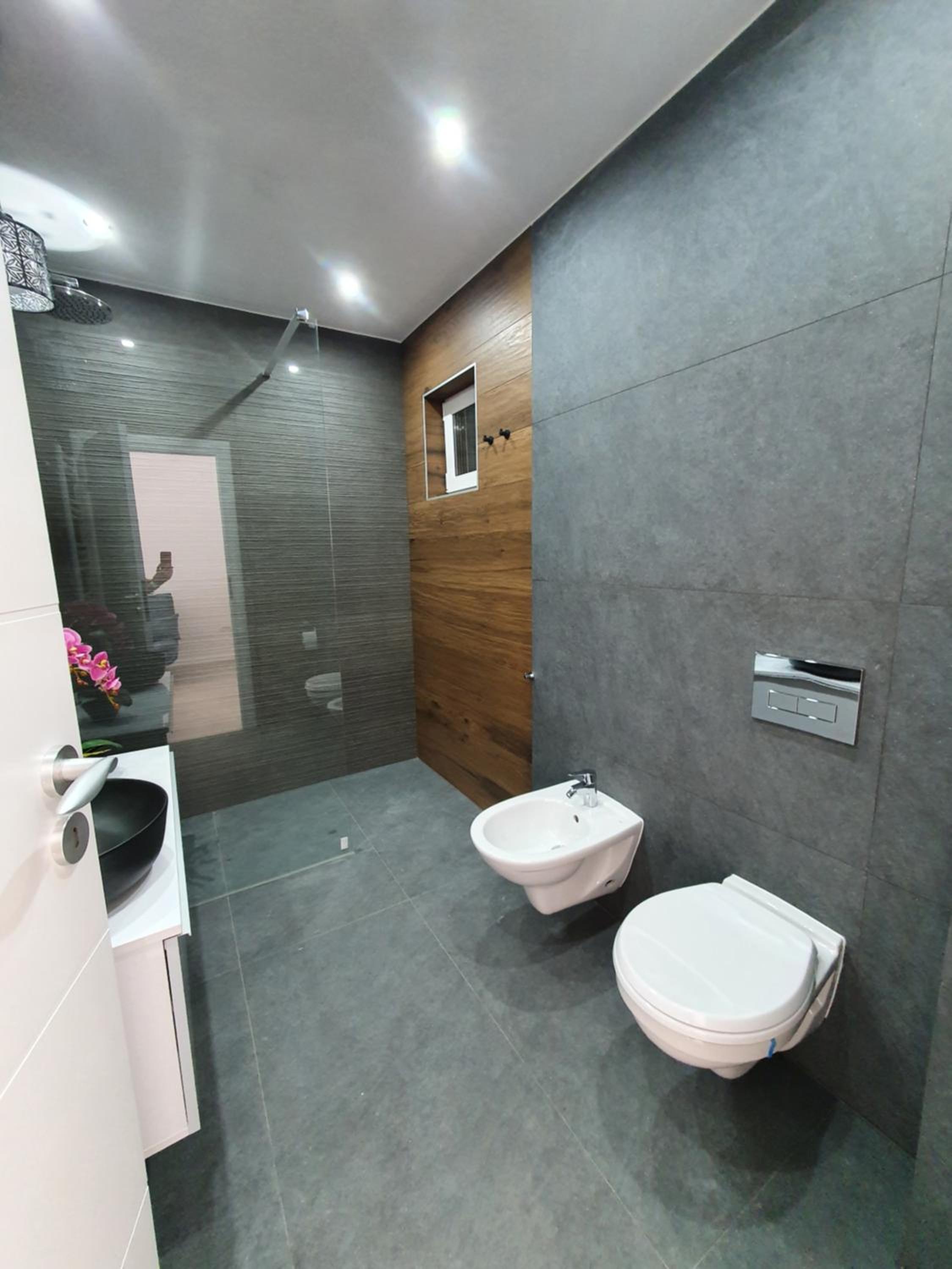 One-Bedroom Apartment - Photo 28